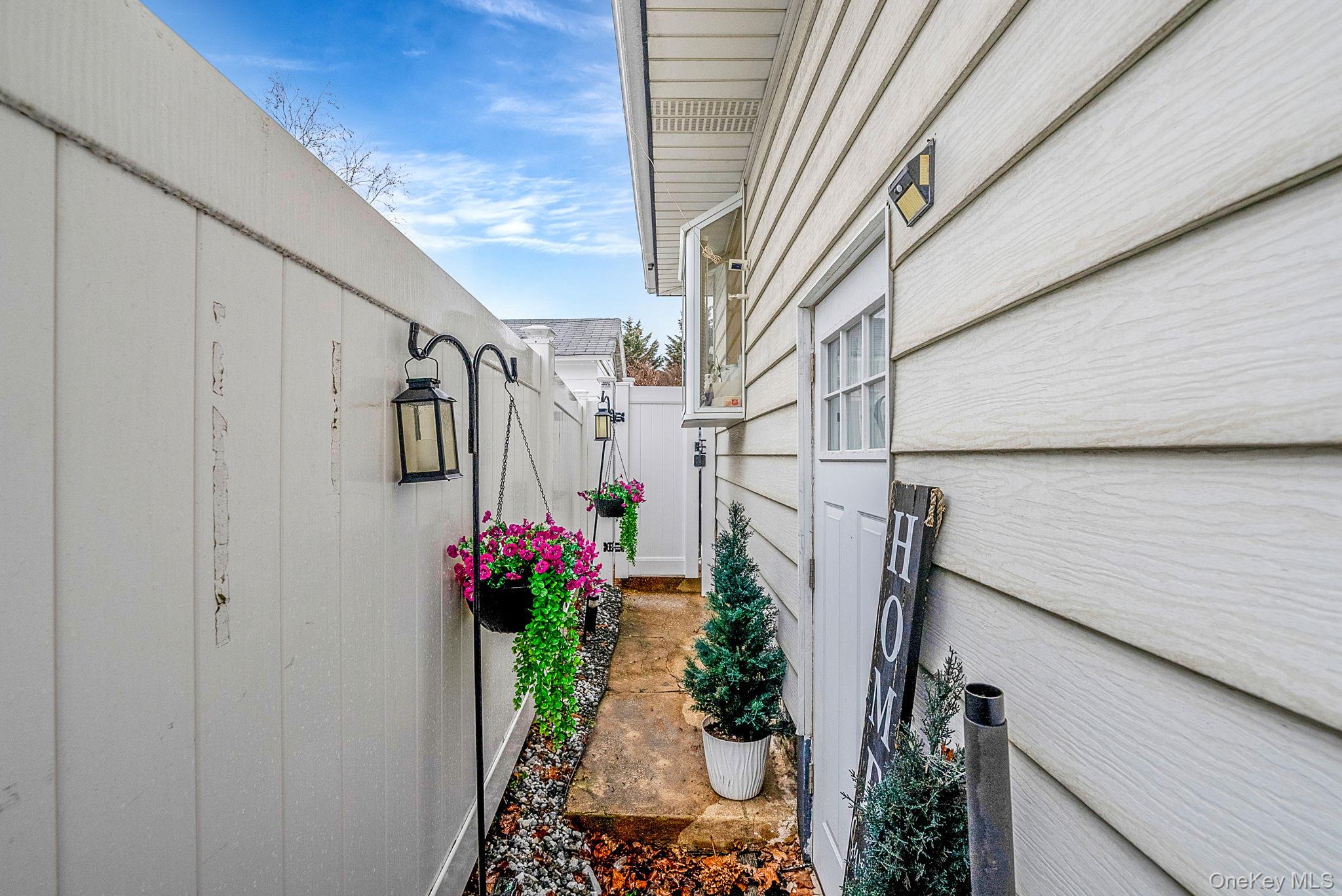 2270 Edna Court, Baldwin, NY 11510