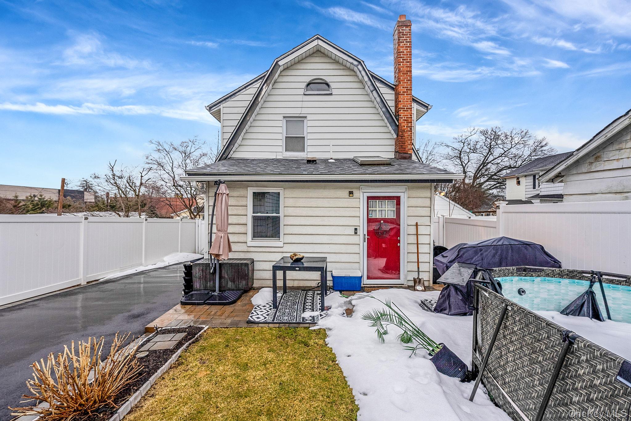 2270 Edna Court, Baldwin, NY 11510