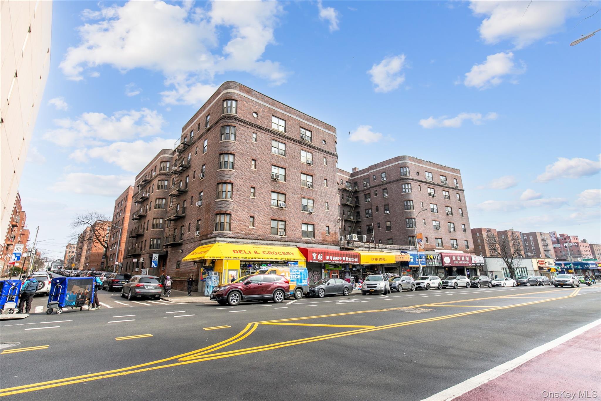 83-06 Vietor Avenue # 4R, Elmhurst, NY 11373