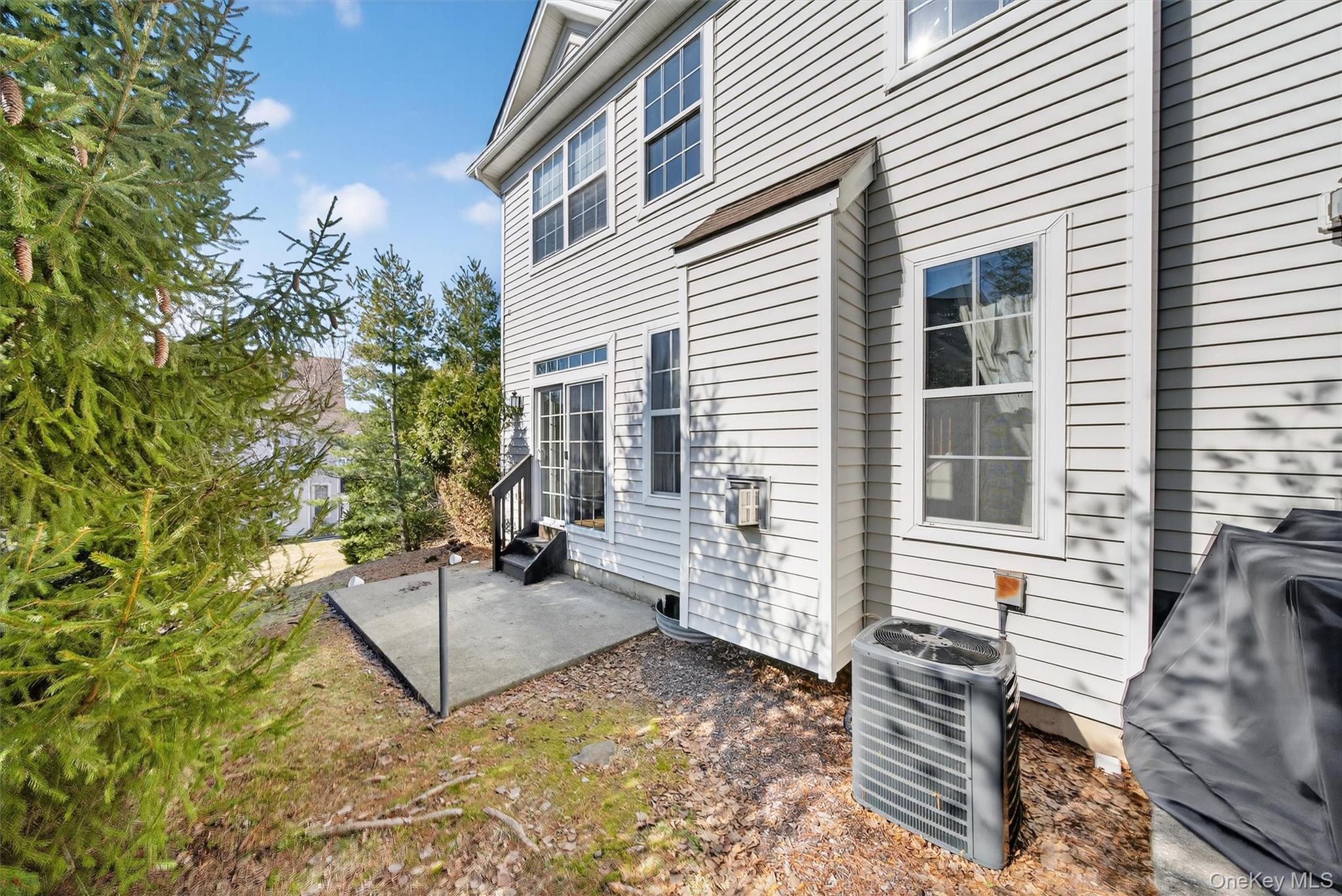 83 Barr Lane, Monroe, NY 10950