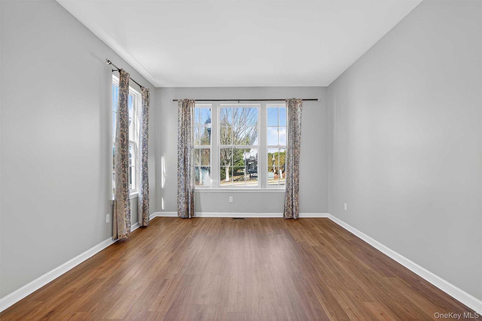 83 Barr Lane, Monroe, NY 10950