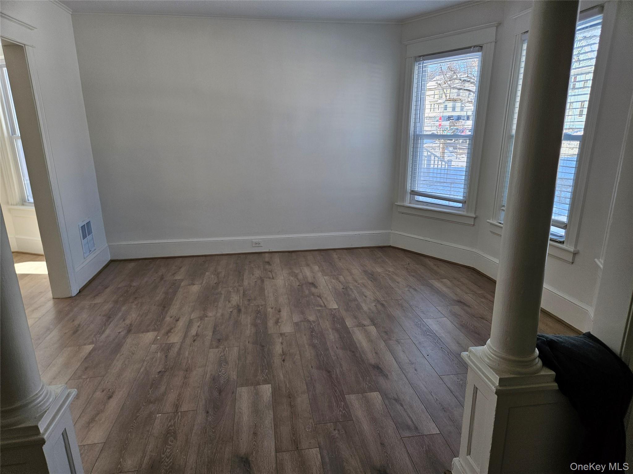 10 Fox Terr, Poughkeepsie, NY 12601