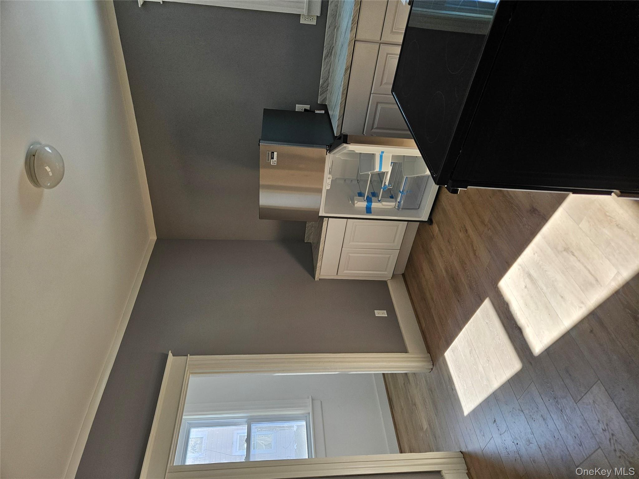 10 Fox Terr, Poughkeepsie, NY 12601