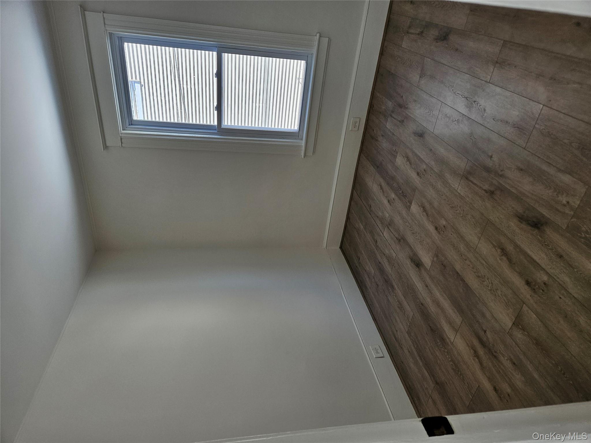 10 Fox Terr, Poughkeepsie, NY 12601