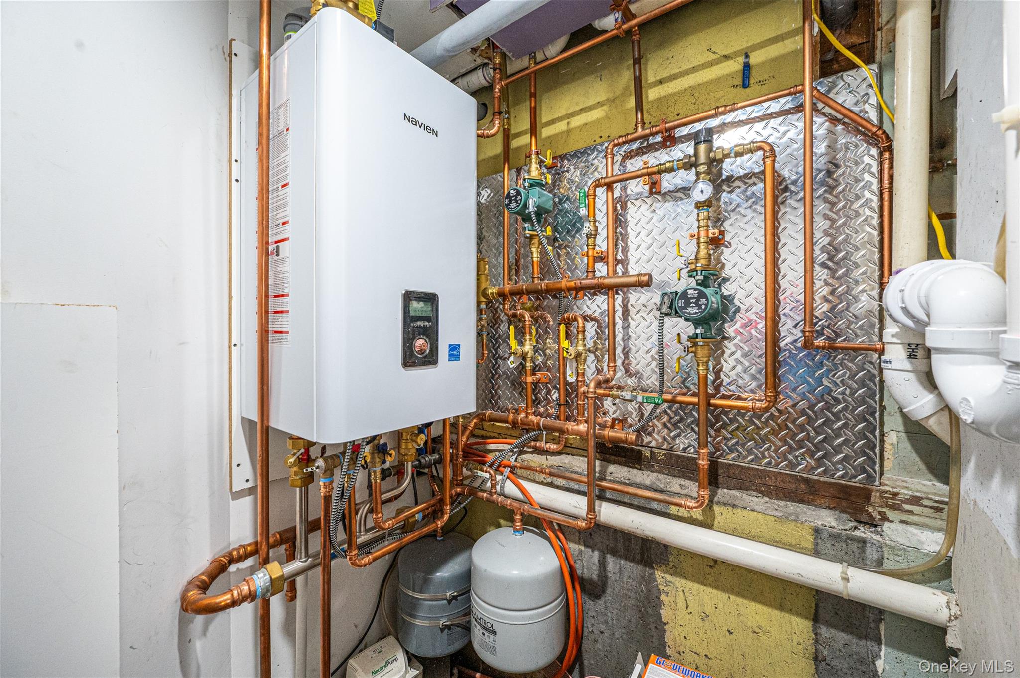 66 Virginia Avenue, Oceanside, NY 11572