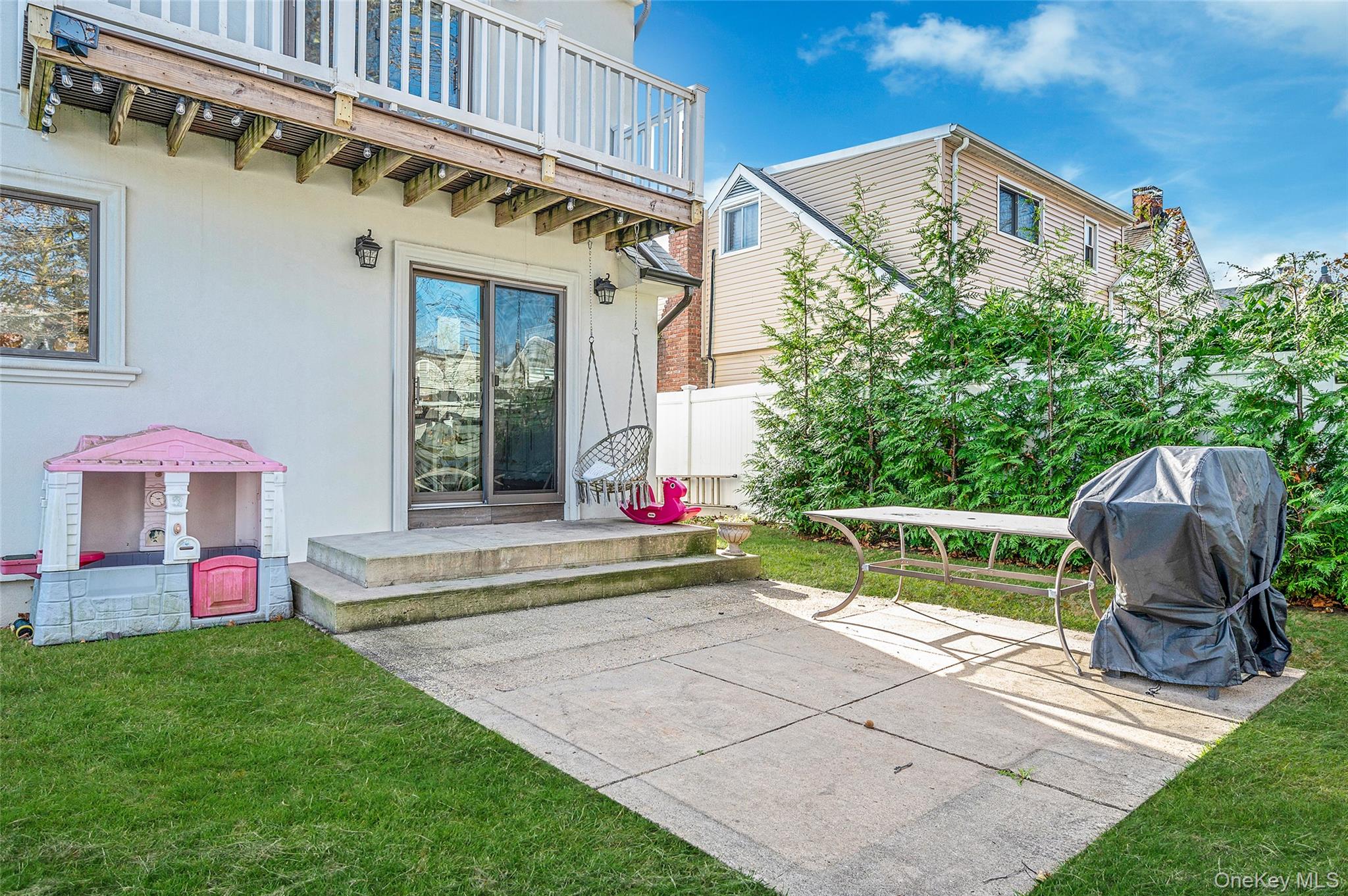 66 Virginia Avenue, Oceanside, NY 11572