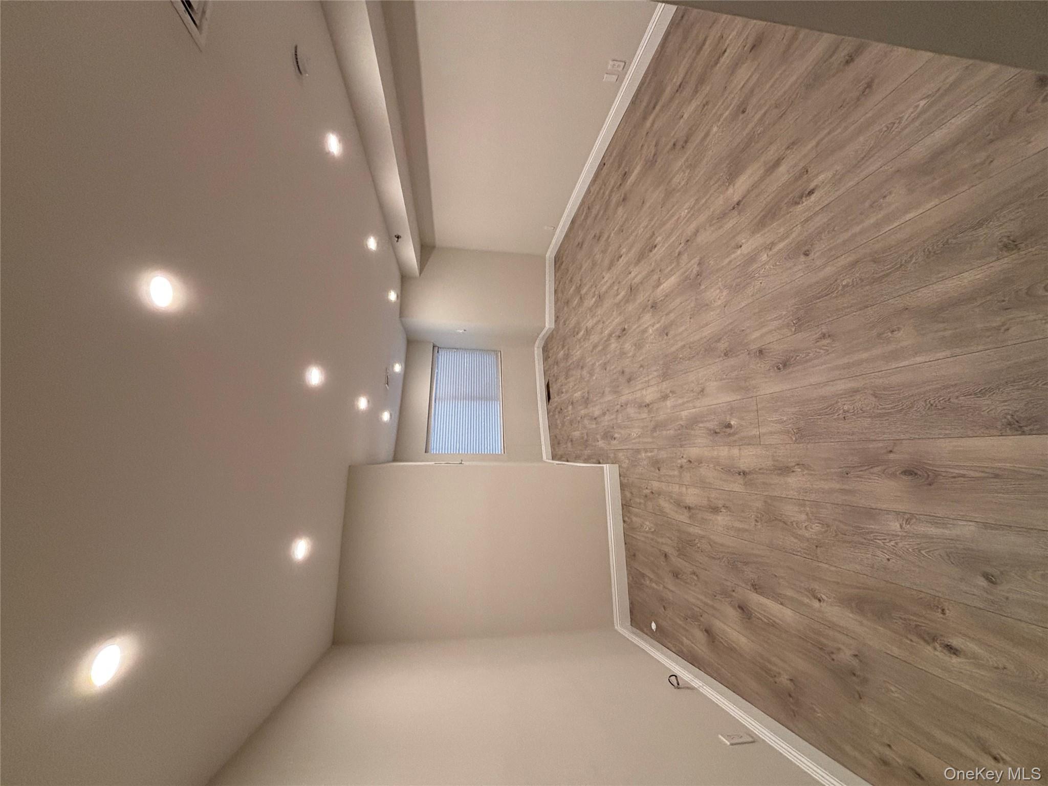 100 Cuttermill Road # 1B, Great Neck, NY 11021