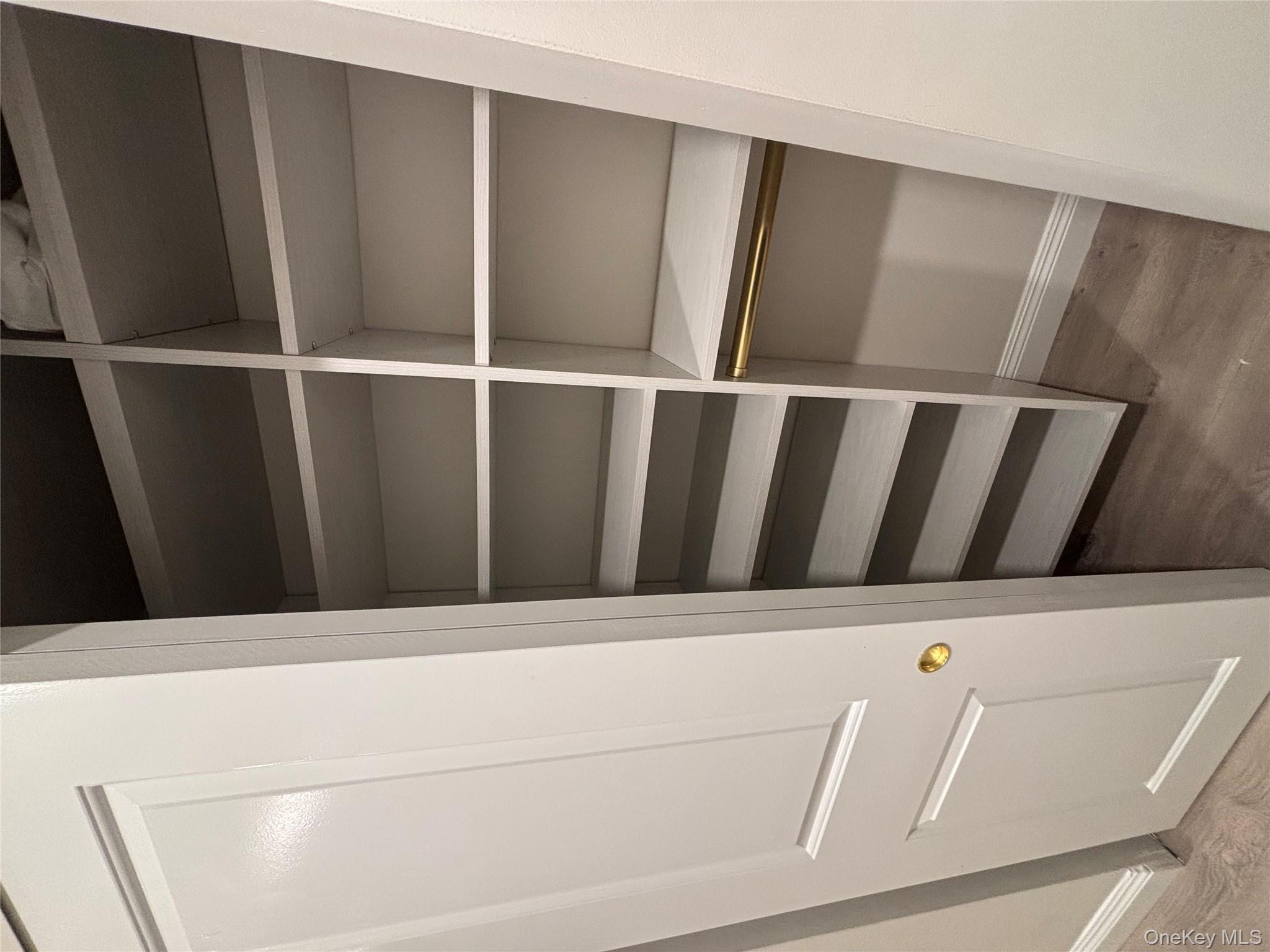 100 Cuttermill Road # 1B, Great Neck, NY 11021