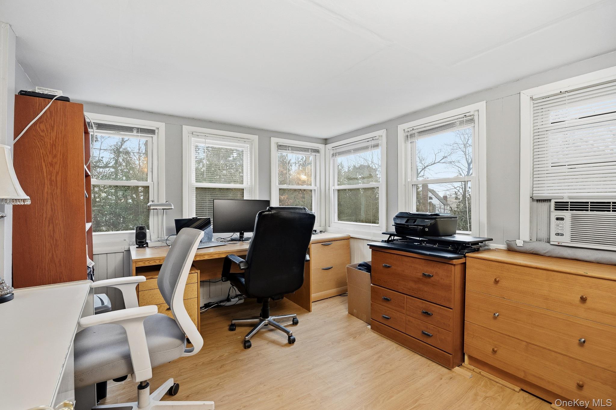 53 Somerset Drive S, Great Neck, NY 11020