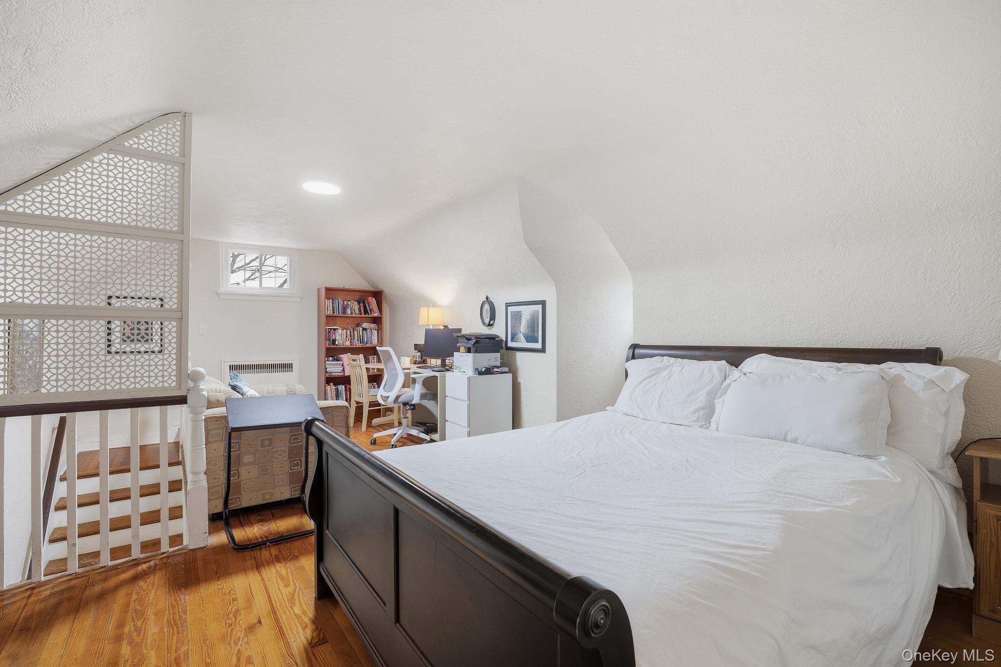 53 Somerset Drive S, Great Neck, NY 11020