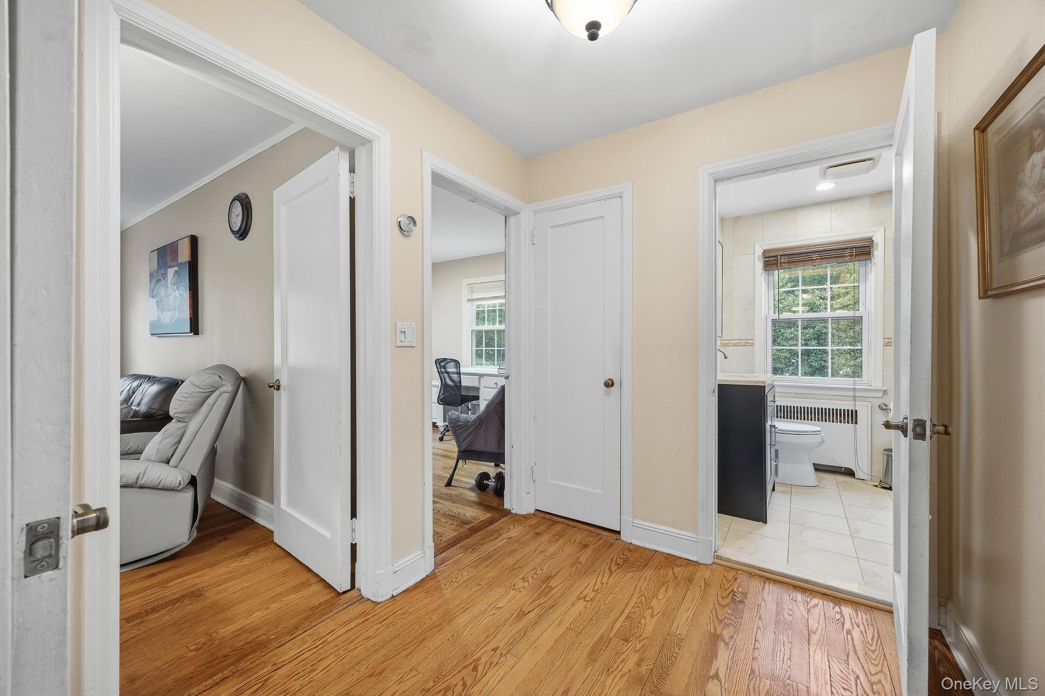 53 Somerset Drive S, Great Neck, NY 11020