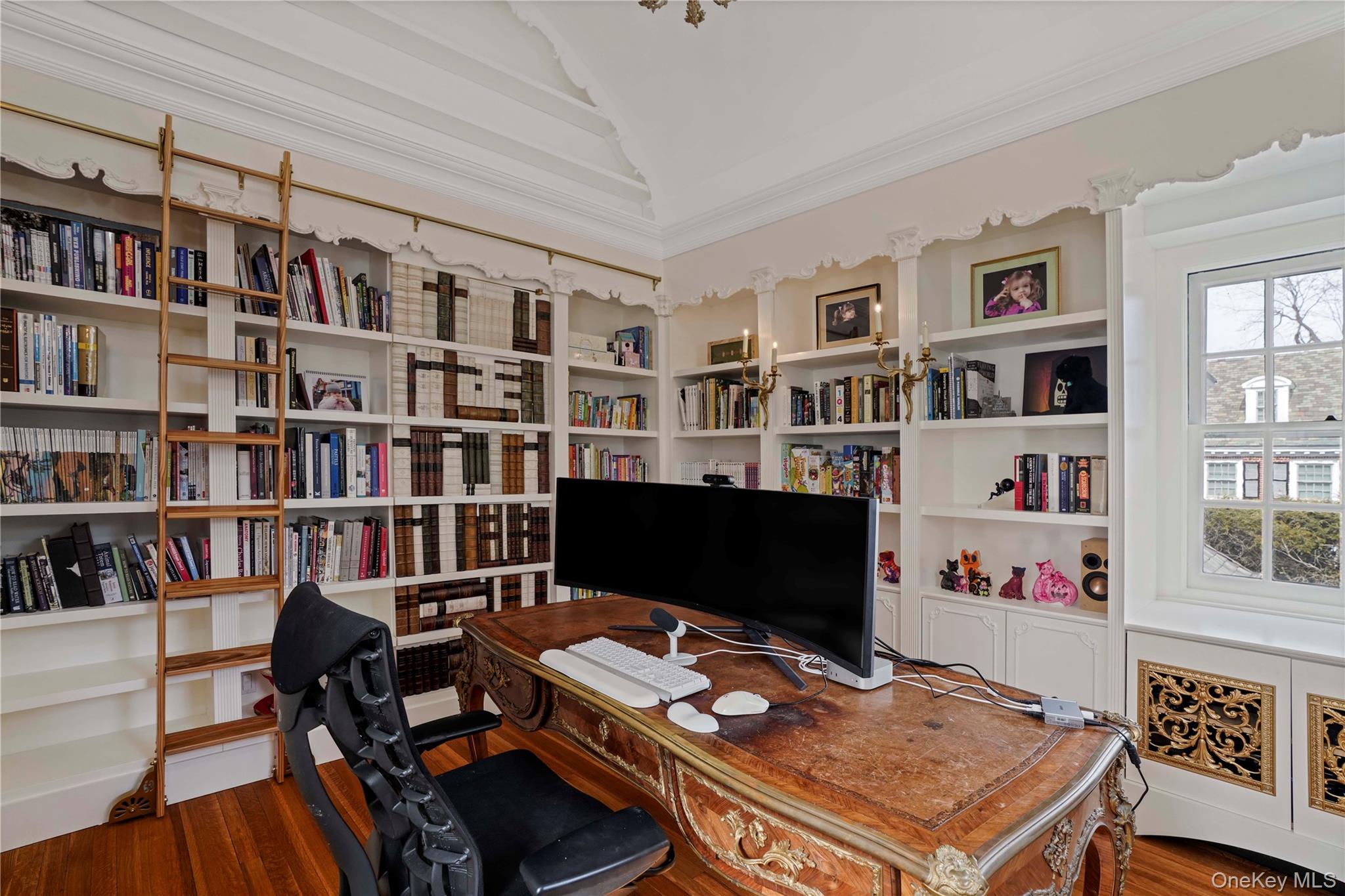 650 Ely Avenue, Pelham, NY 10803