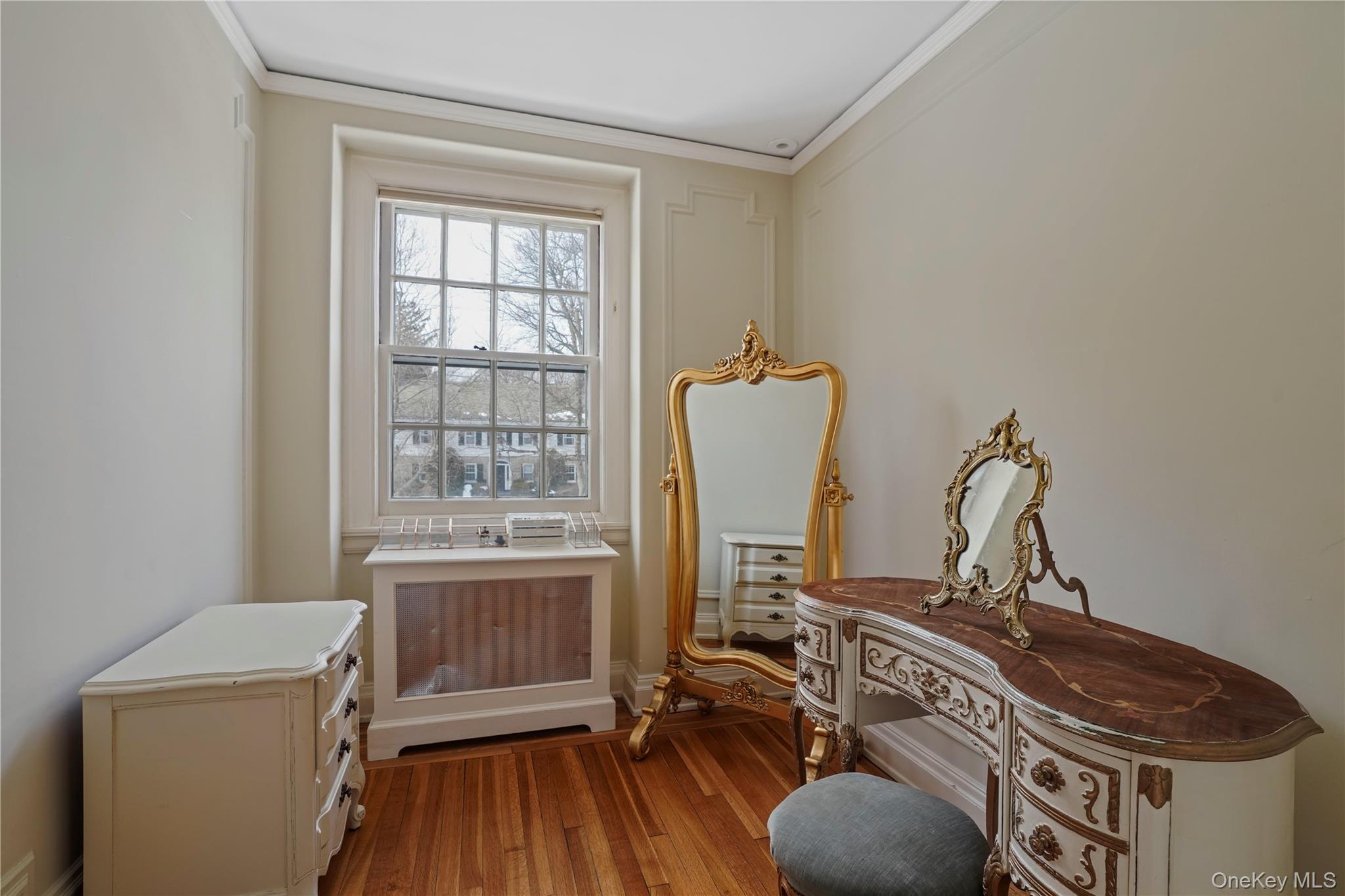 650 Ely Avenue, Pelham, NY 10803