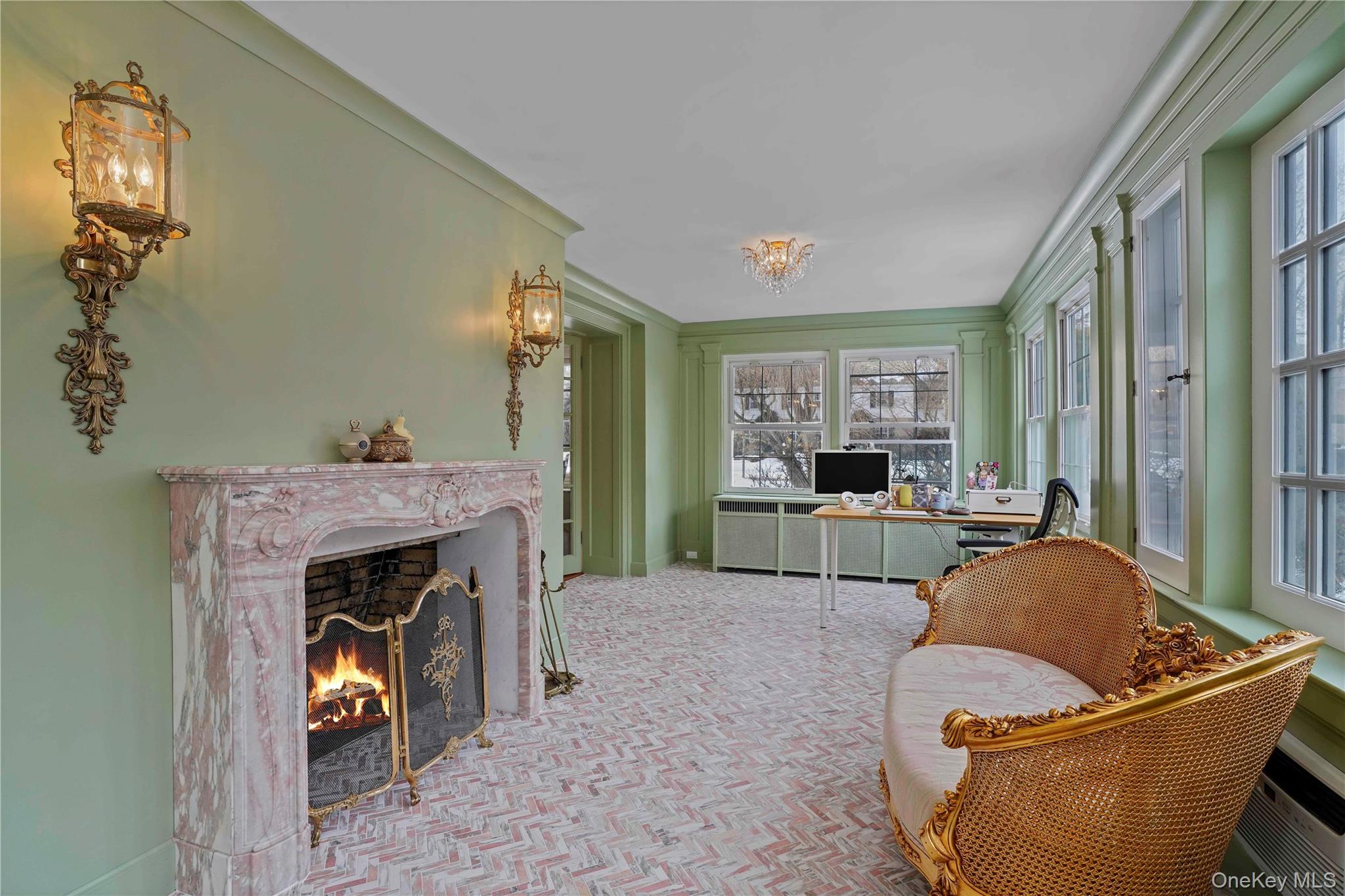 650 Ely Avenue, Pelham, NY 10803