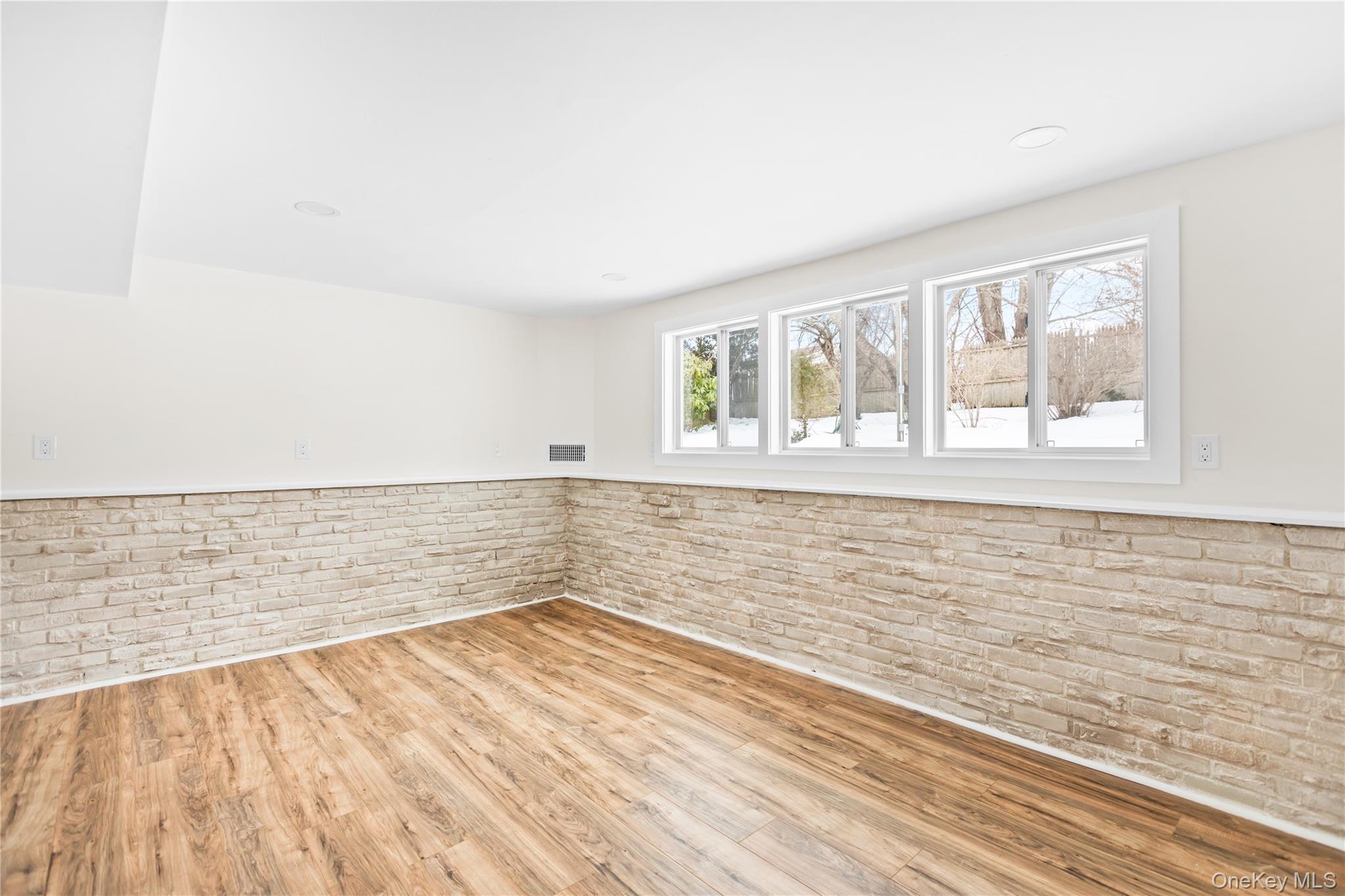 3106 Devon Avenue, Medford, NY 11763