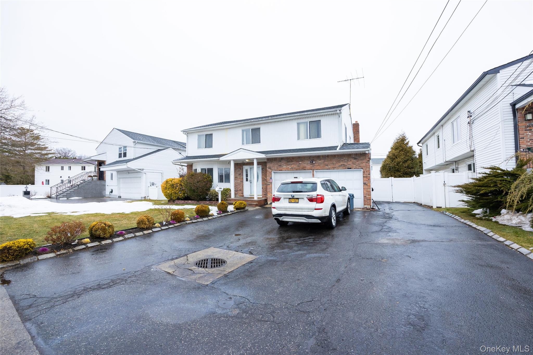 1259 JERUSALEM AVE Avenue, Merrick, NY 11566