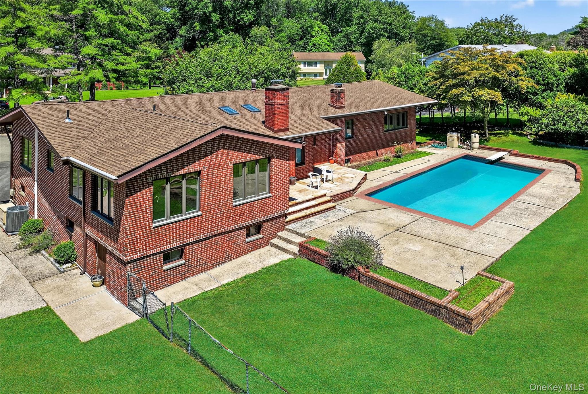 10 Wesley Court, Congers, NY 10920