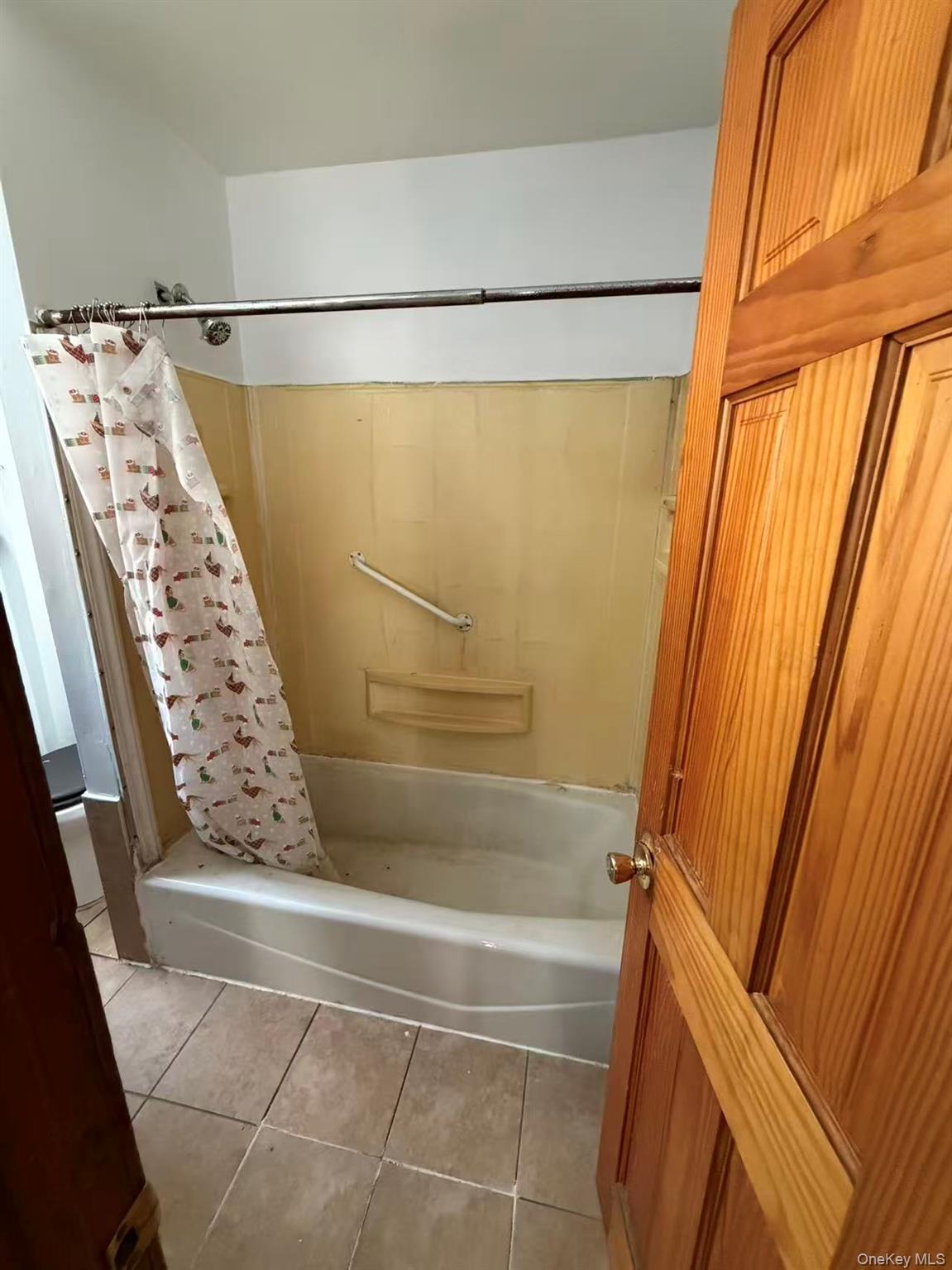 1580 Castleton Avenue, Staten Island, NY 10302