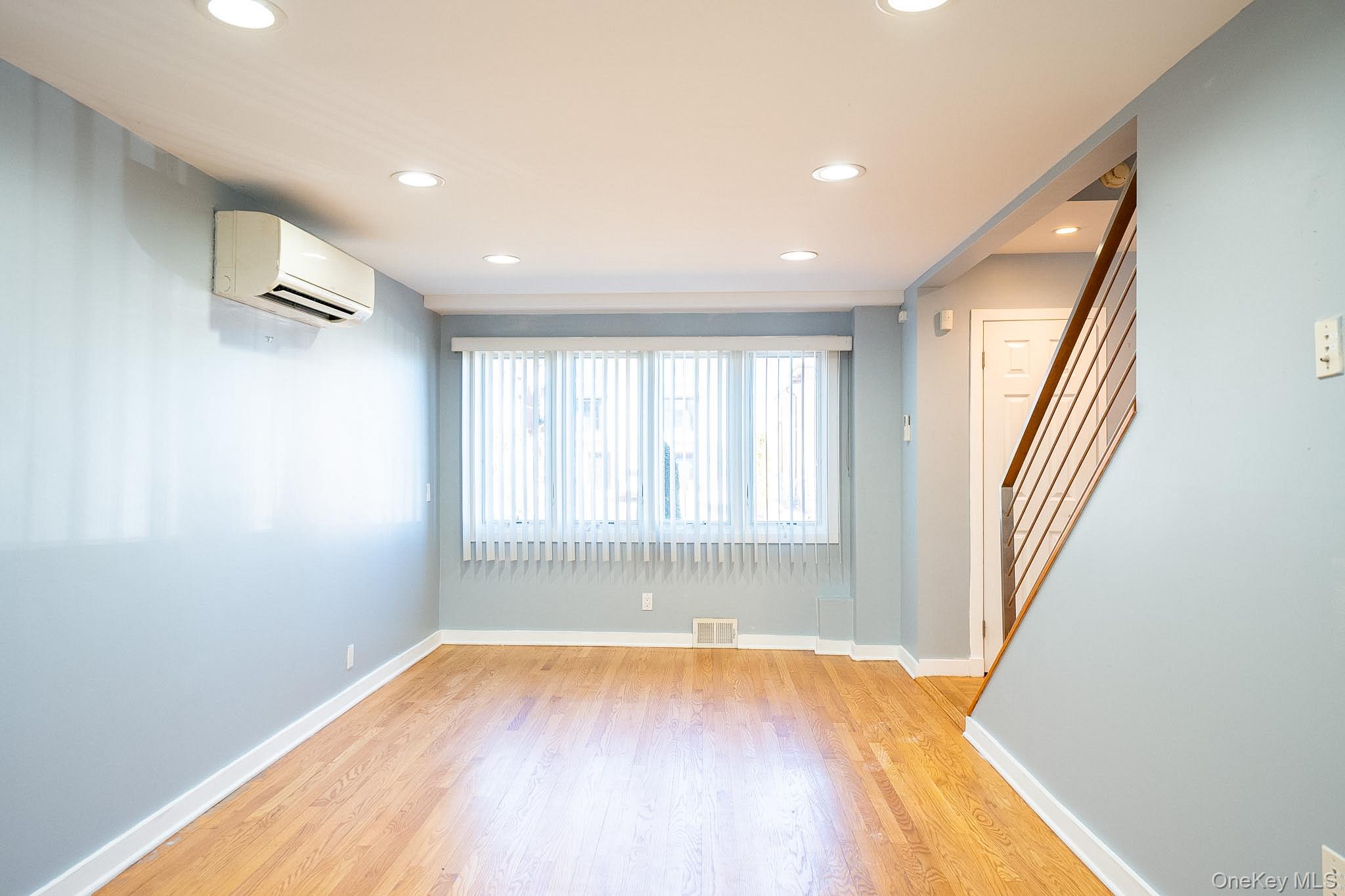 14962 Powells Cove Boulevard, Whitestone, NY 11357