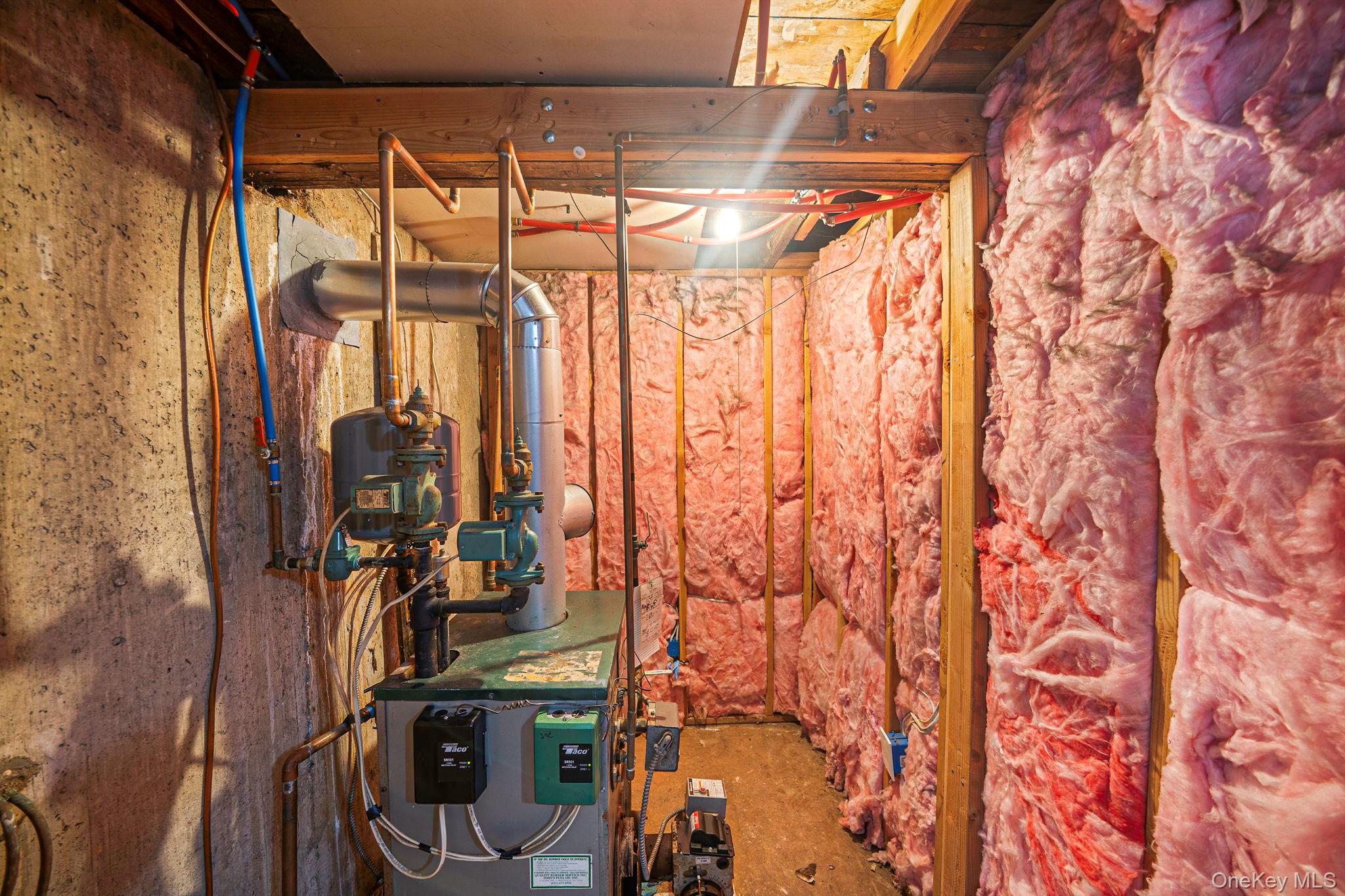 17 Rolling Hills Drive, Ridge, NY 11961