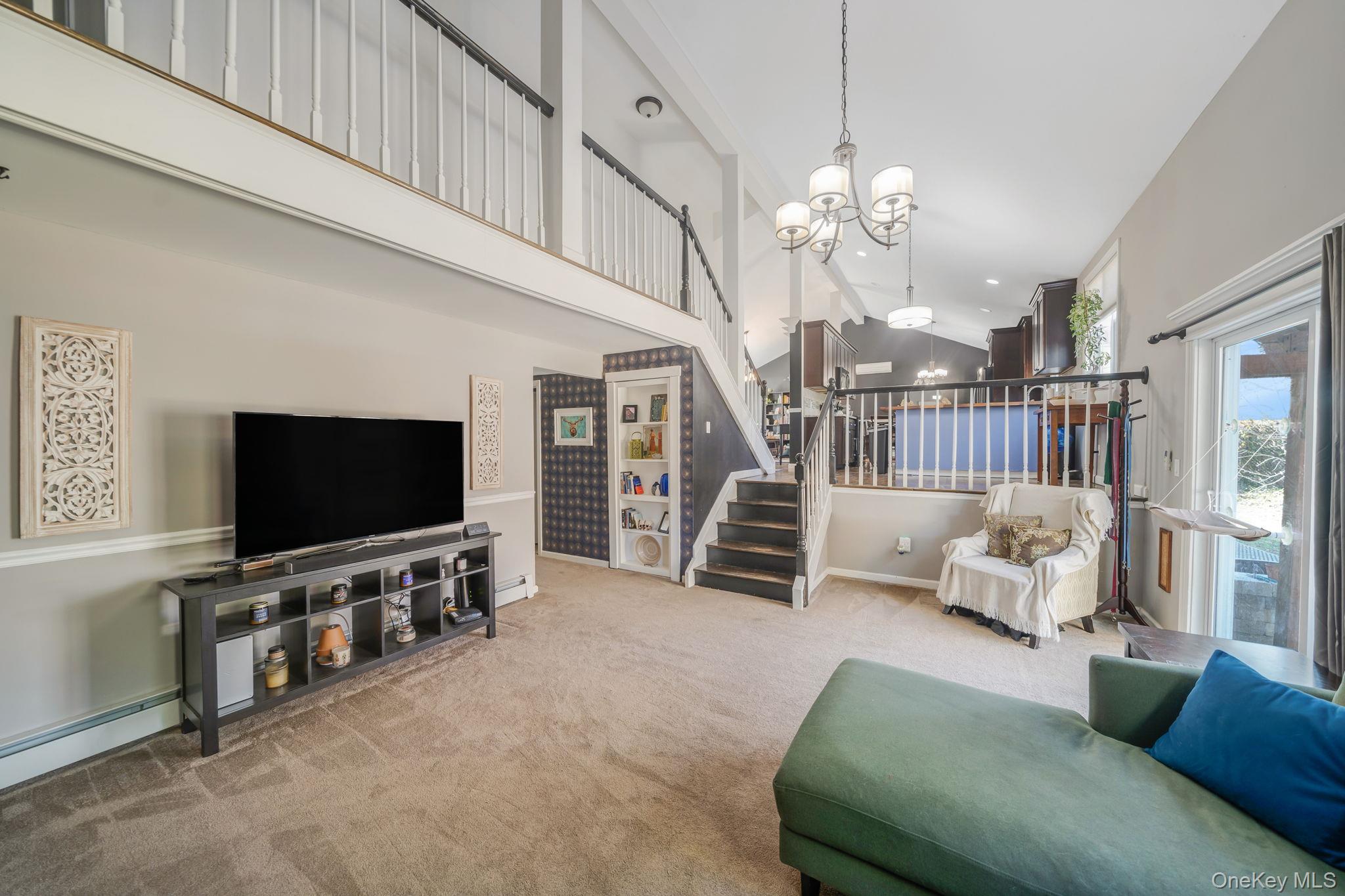 17 Rolling Hills Drive, Ridge, NY 11961