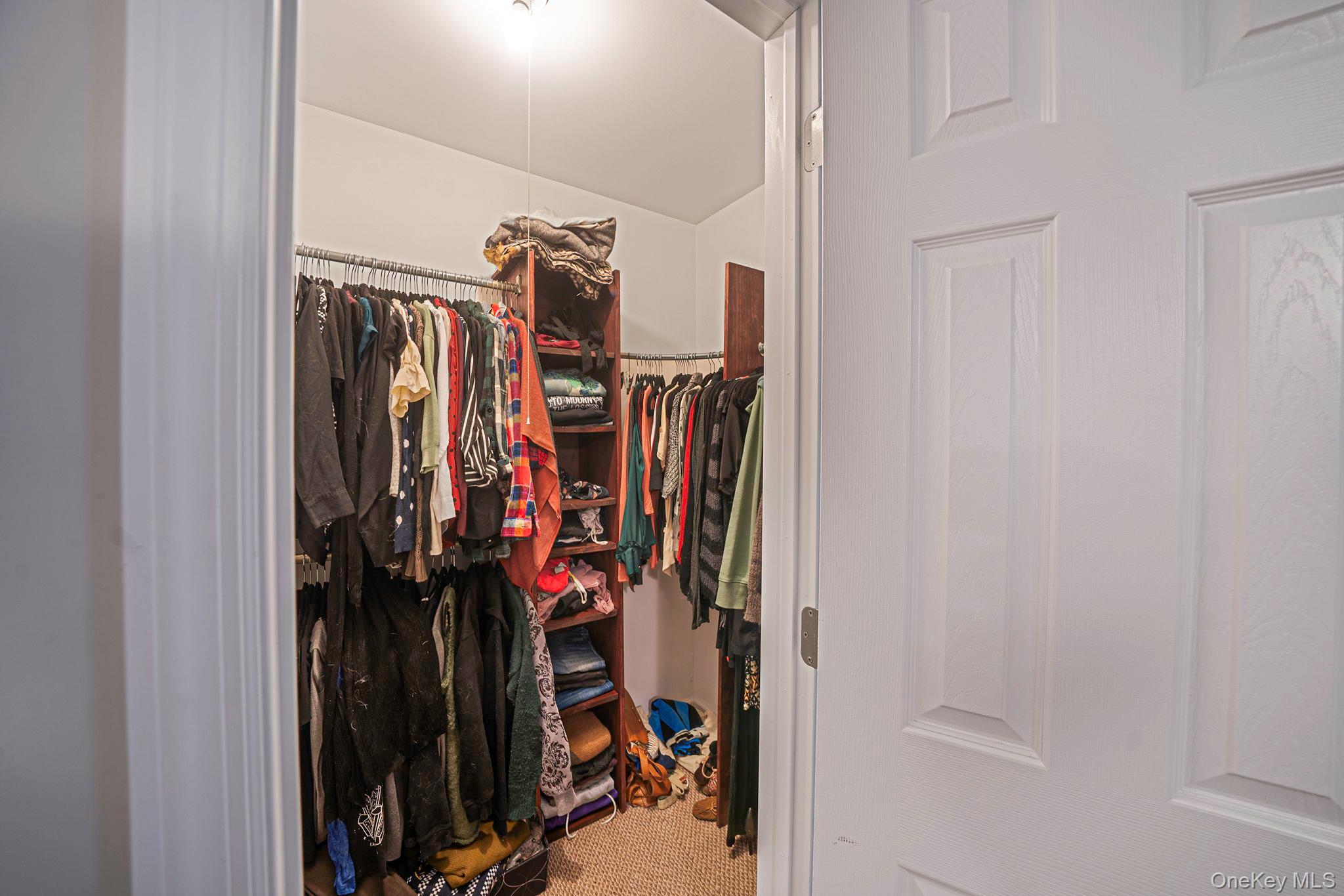 17 Rolling Hills Drive, Ridge, NY 11961