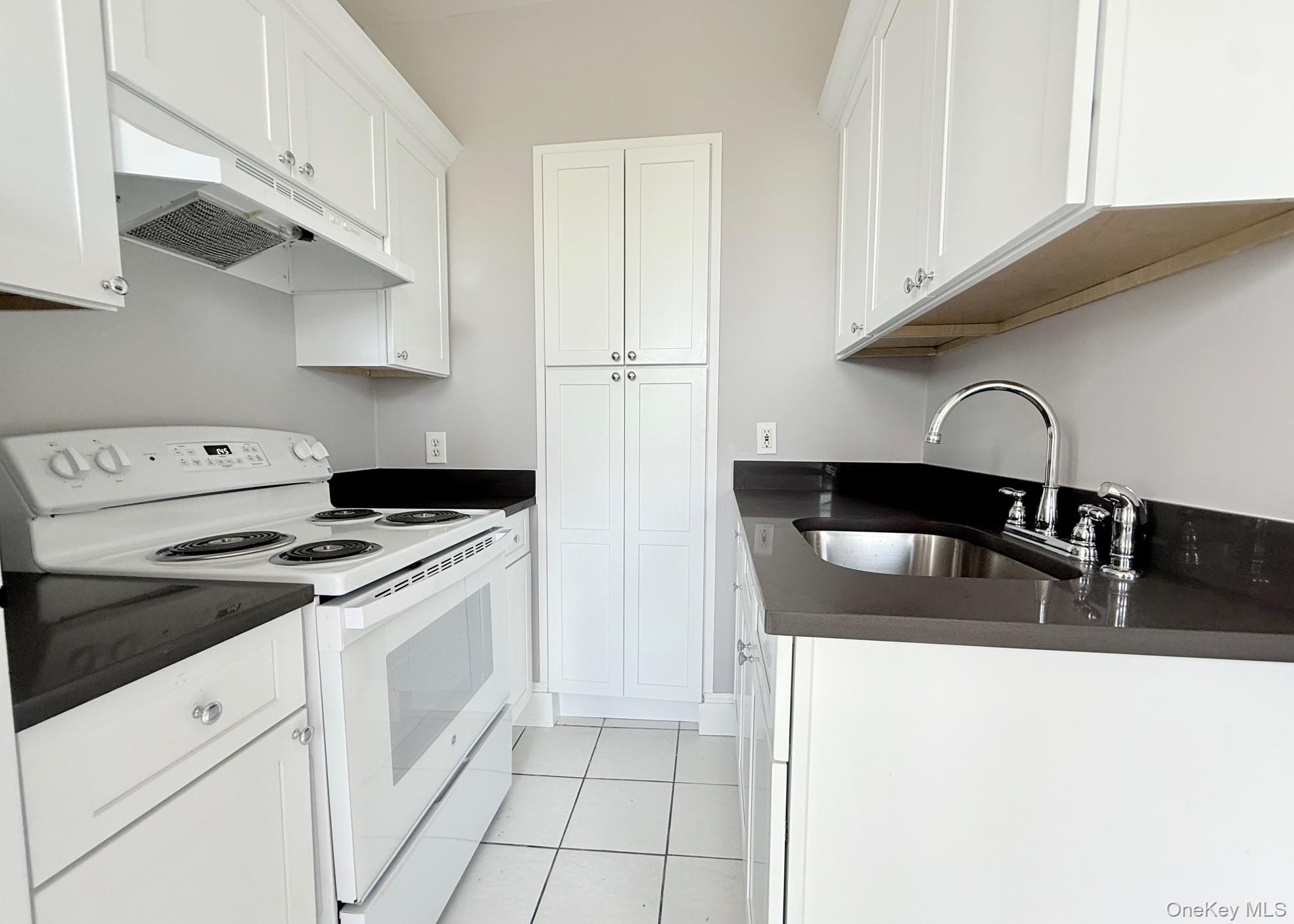 132 W Boston Post Road # 5, Mamaroneck, NY 10543