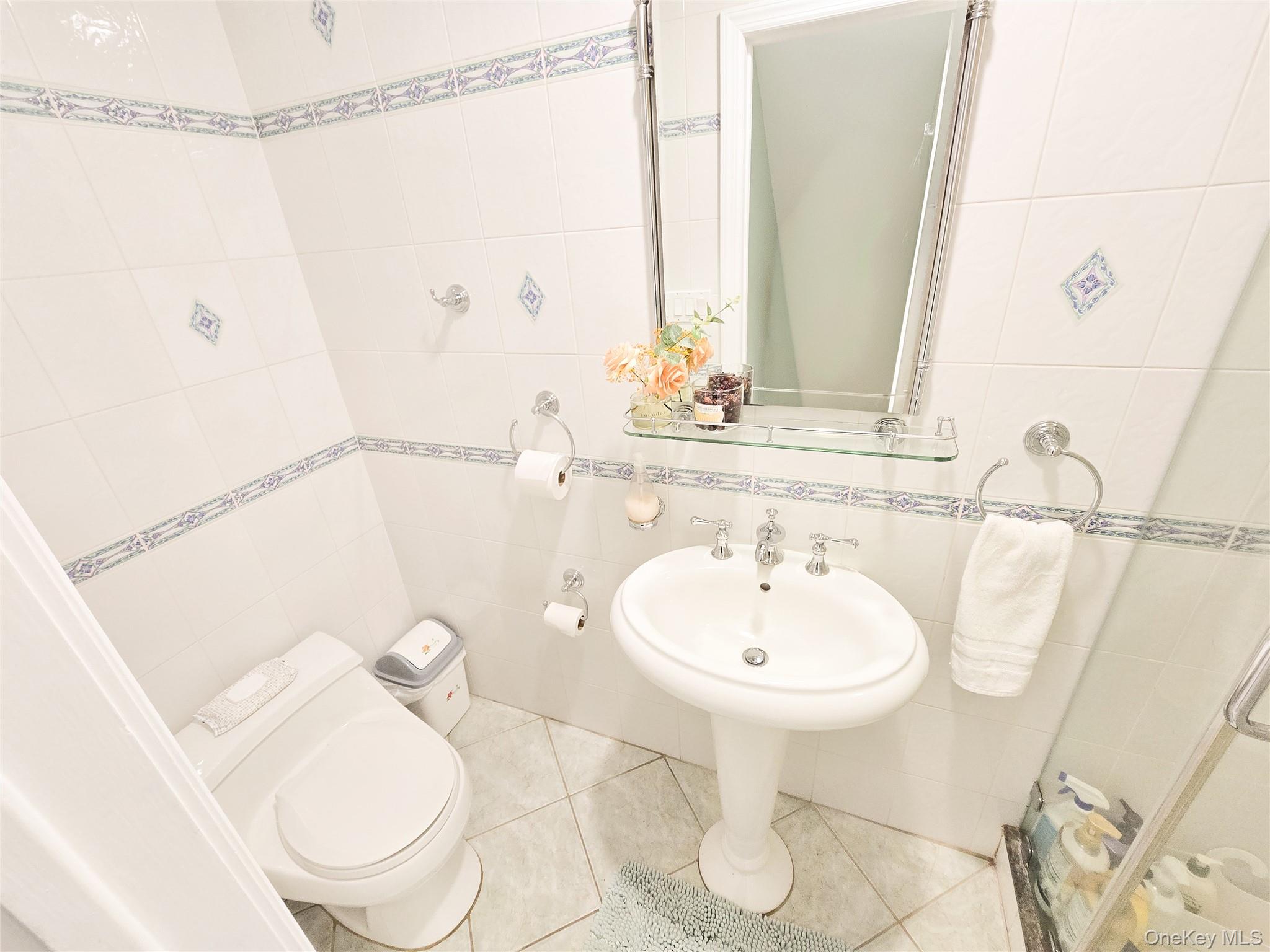 24 Edna Drive, Syosset, NY 11791