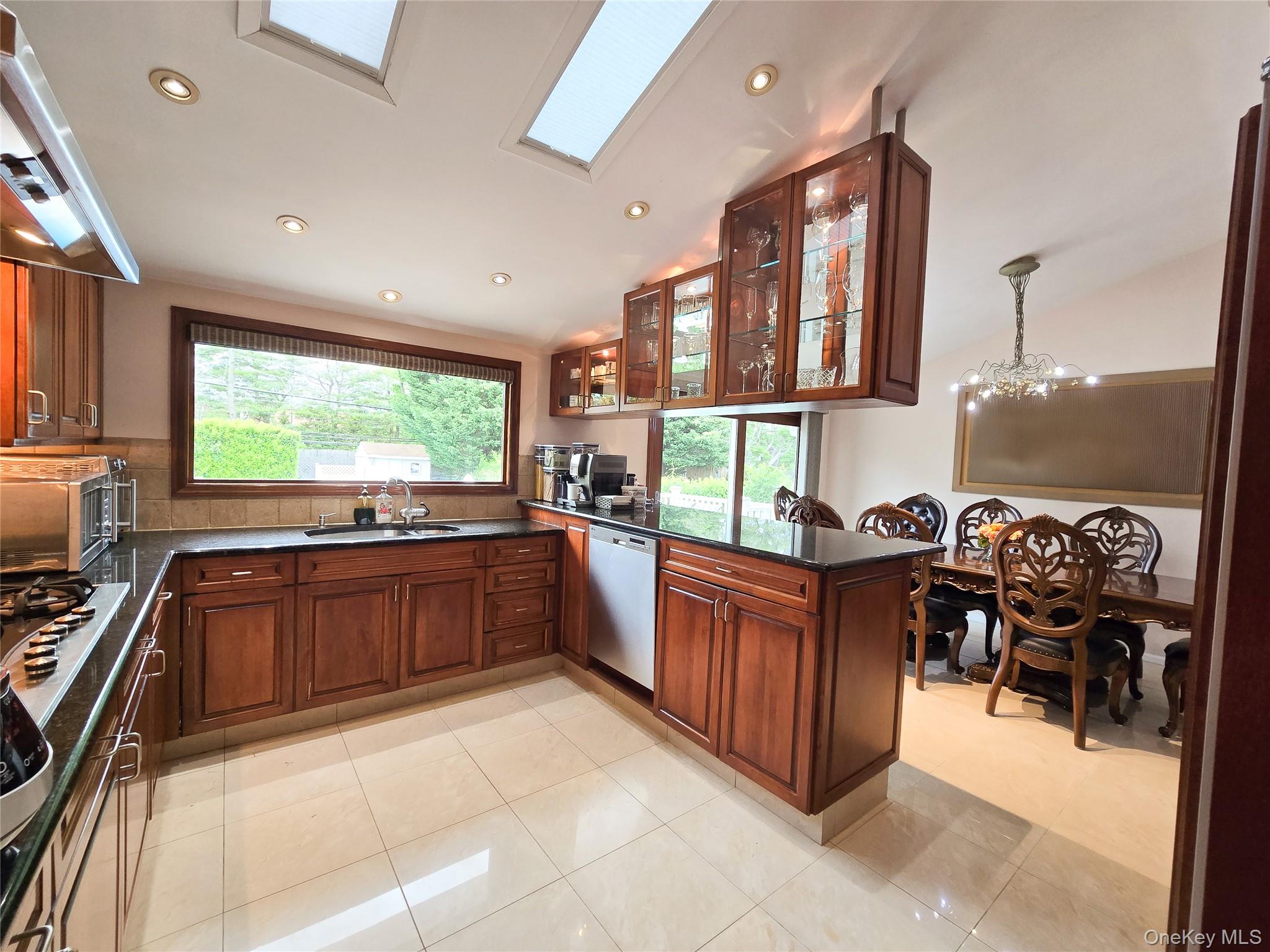 24 Edna Drive, Syosset, NY 11791