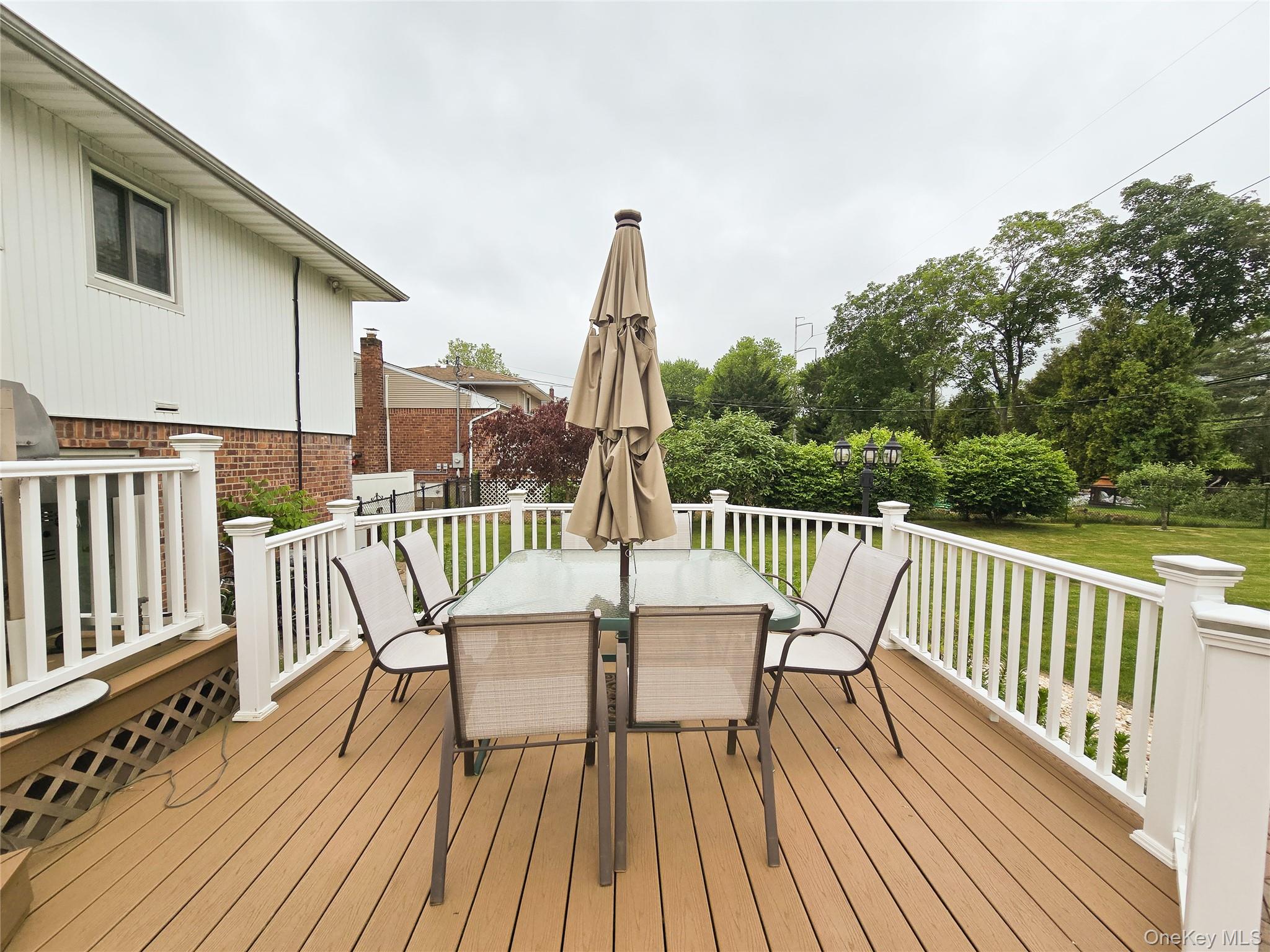 24 Edna Drive, Syosset, NY 11791