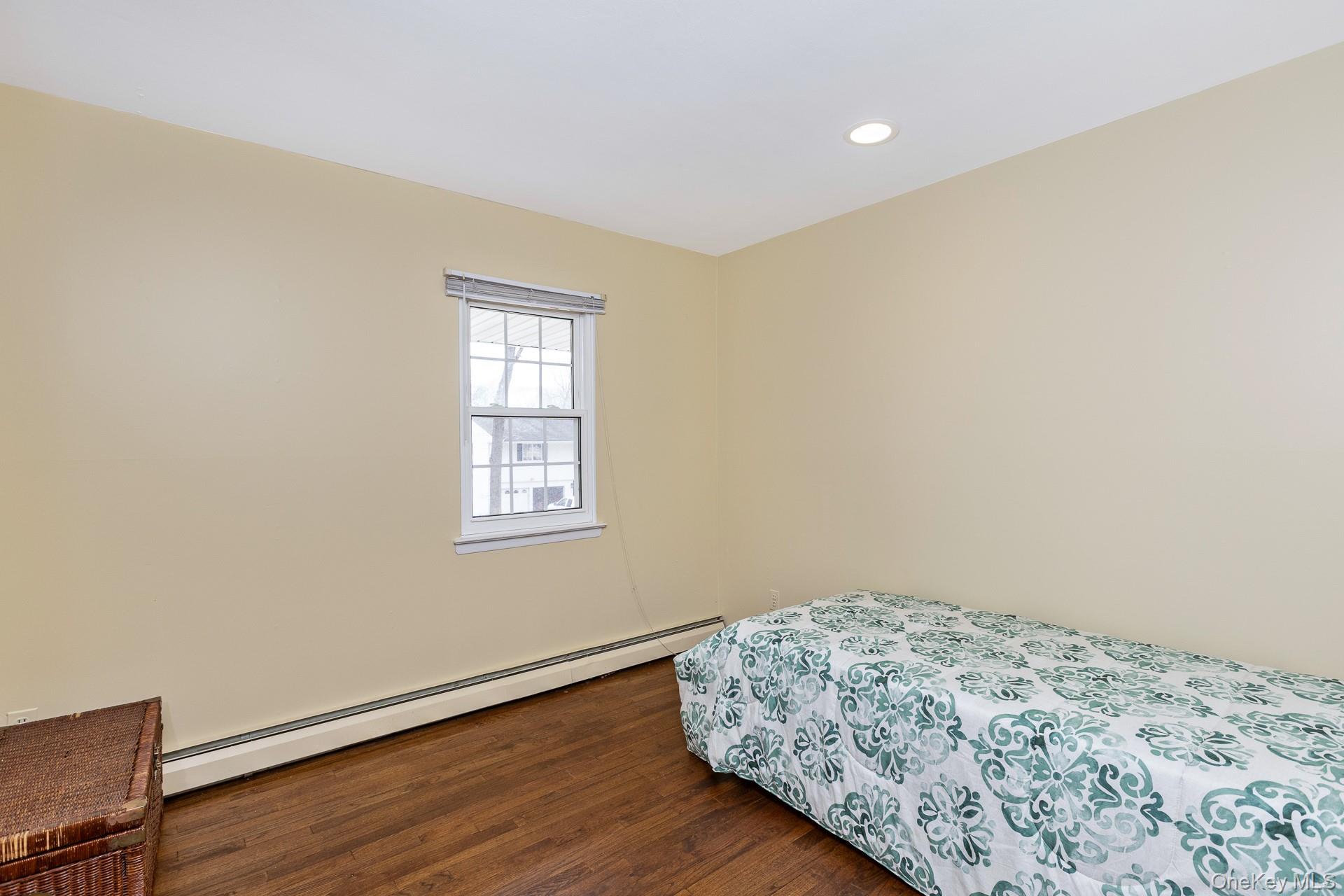 61 Hurtin Boulevard, Smithtown, NY 11787