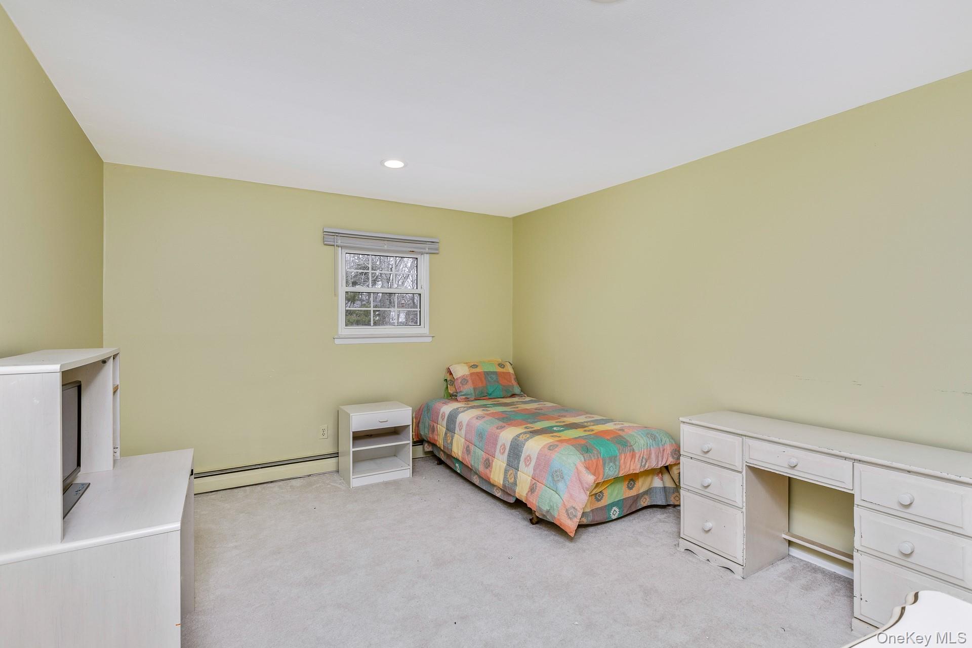 61 Hurtin Boulevard, Smithtown, NY 11787