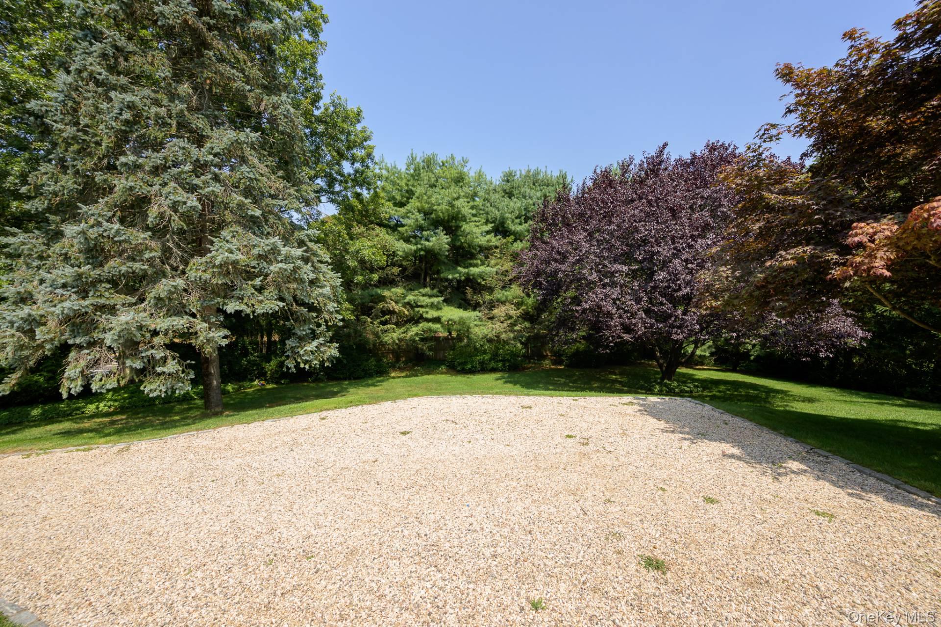 Water Mill, NY 11976