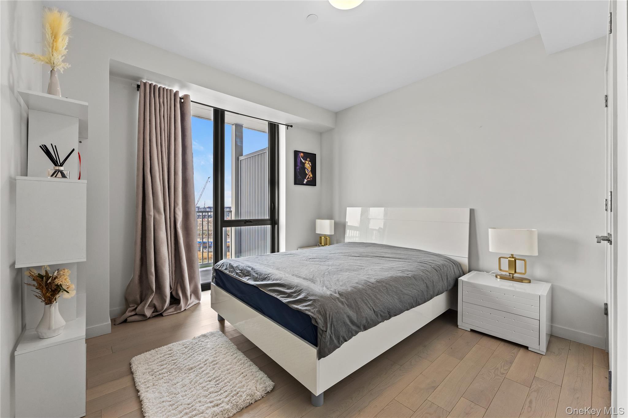 131-02A 40th Road # 9H, Flushing, NY 11354