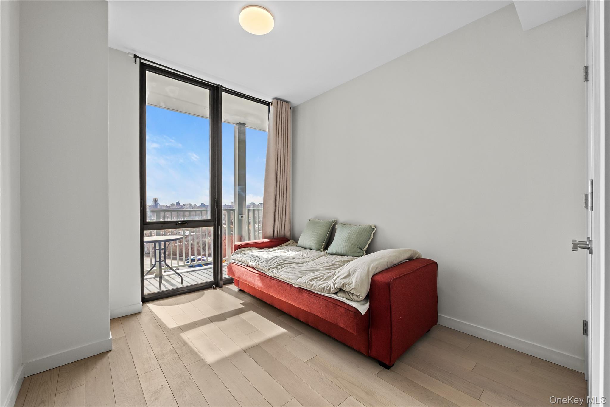 131-02A 40th Road # 9H, Flushing, NY 11354