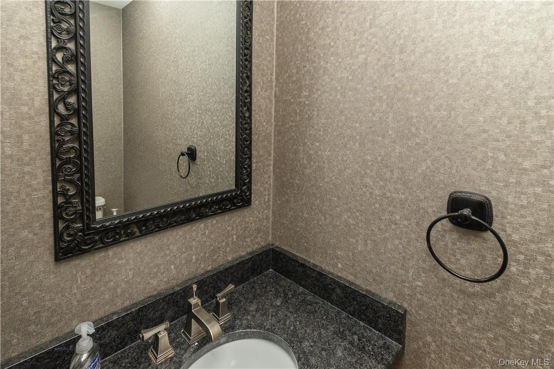 11 Peterson Road, Monroe, NY 10950