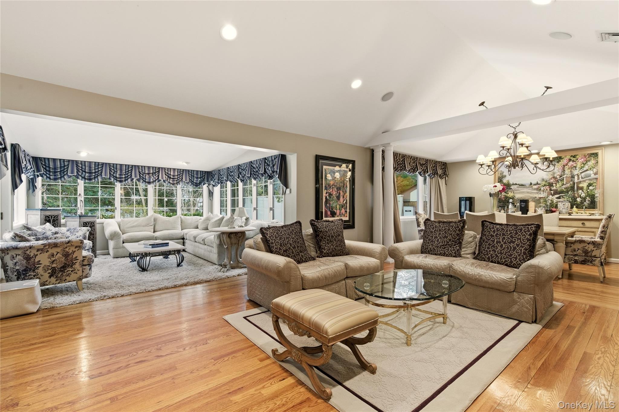 1017 Friendly Road, Upper Brookville, NY 11771