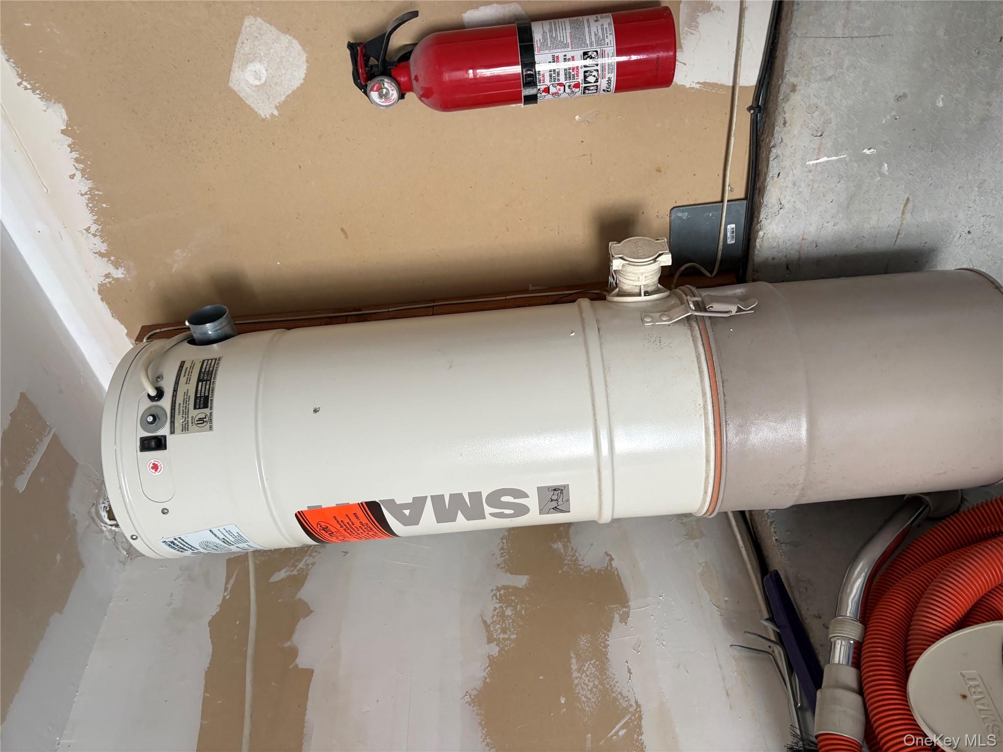 18 Lakeside Drive, Valhalla, NY 10595