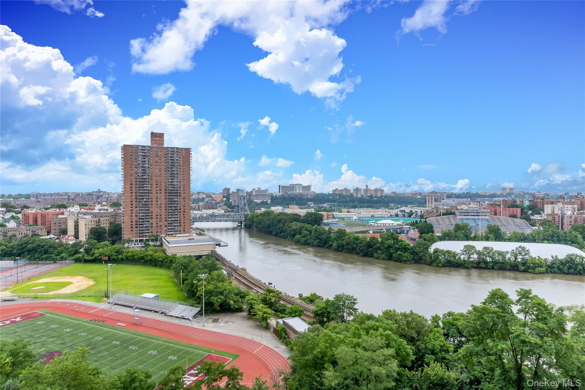 2500 Johnson # 9P, Bronx, NY 10463