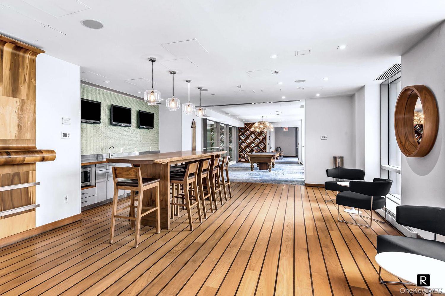 2 River Terrace # 8-H, New York (Manhattan), NY 10282