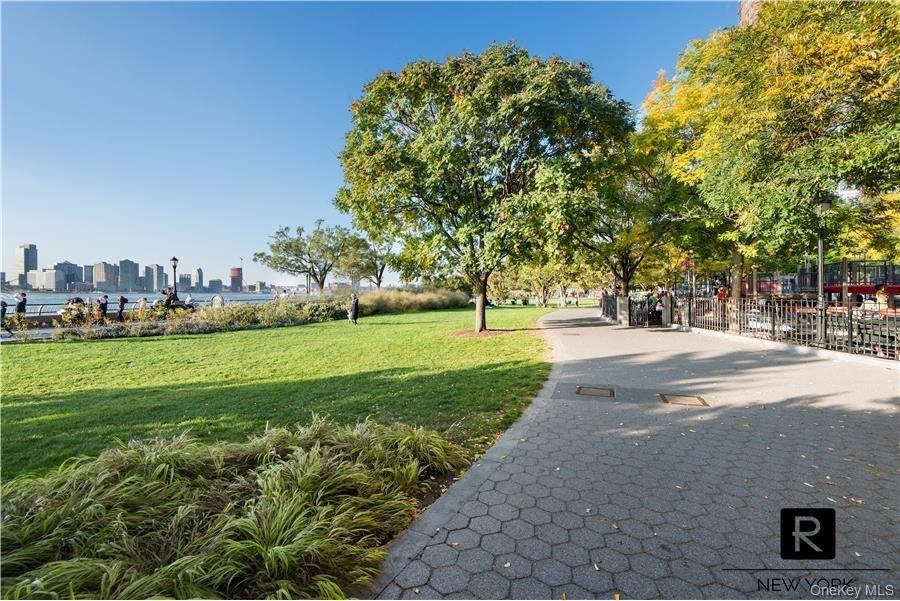 2 River Terrace # 8-H, New York (Manhattan), NY 10282