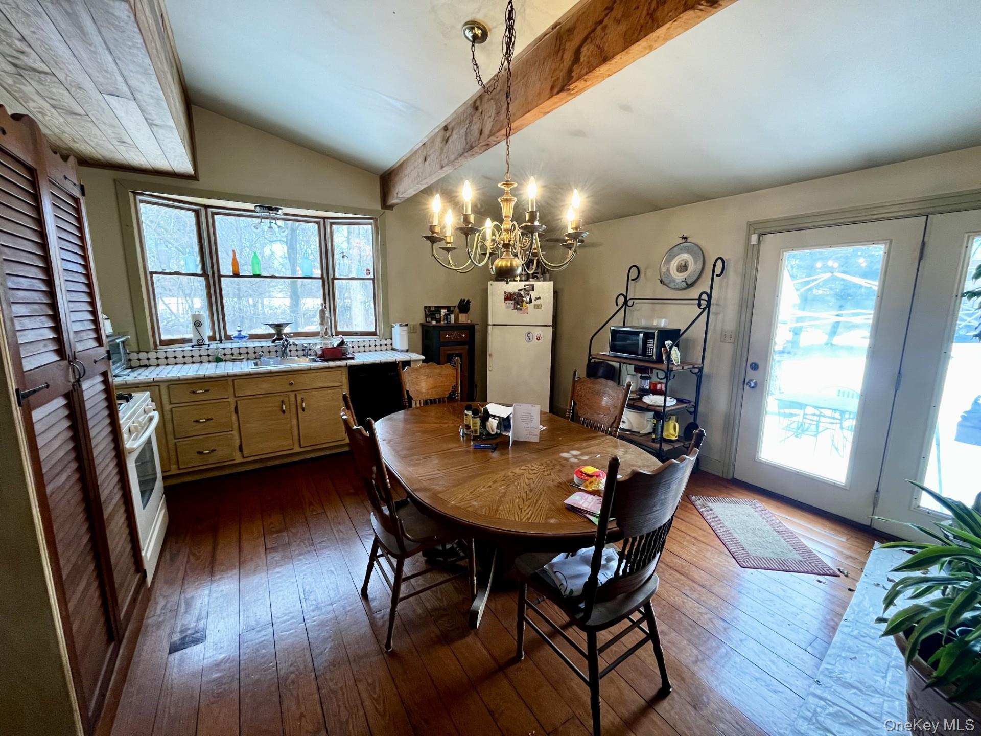 7 Gerhardy Court, East Islip, NY 11730