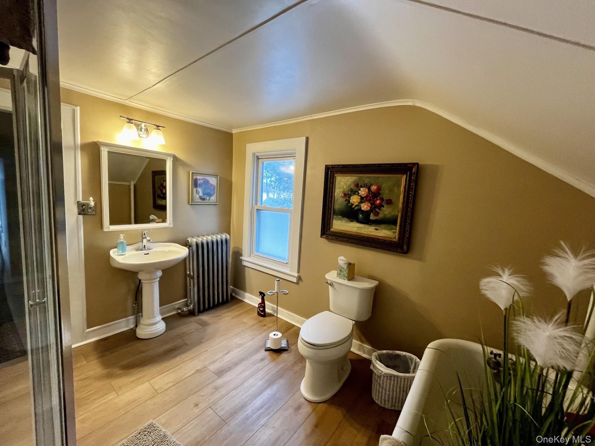 7 Gerhardy Court, East Islip, NY 11730