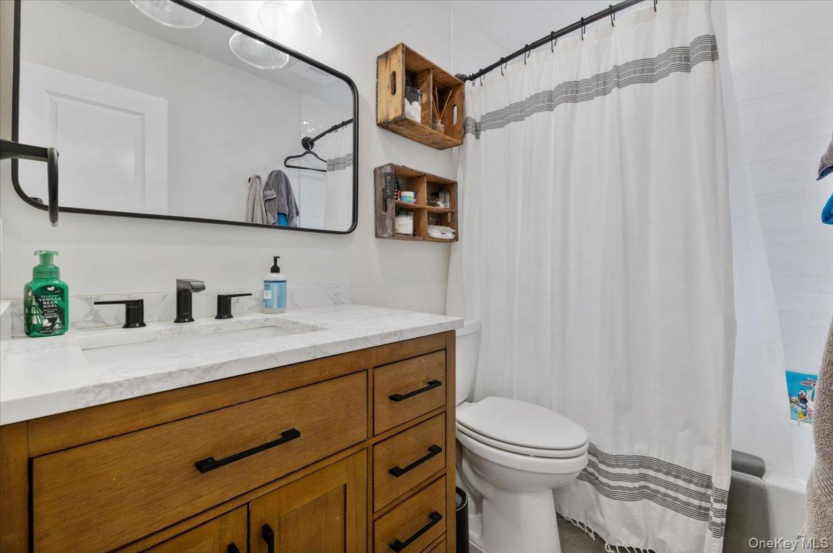 152 Manor Street, Plainview, NY 11803