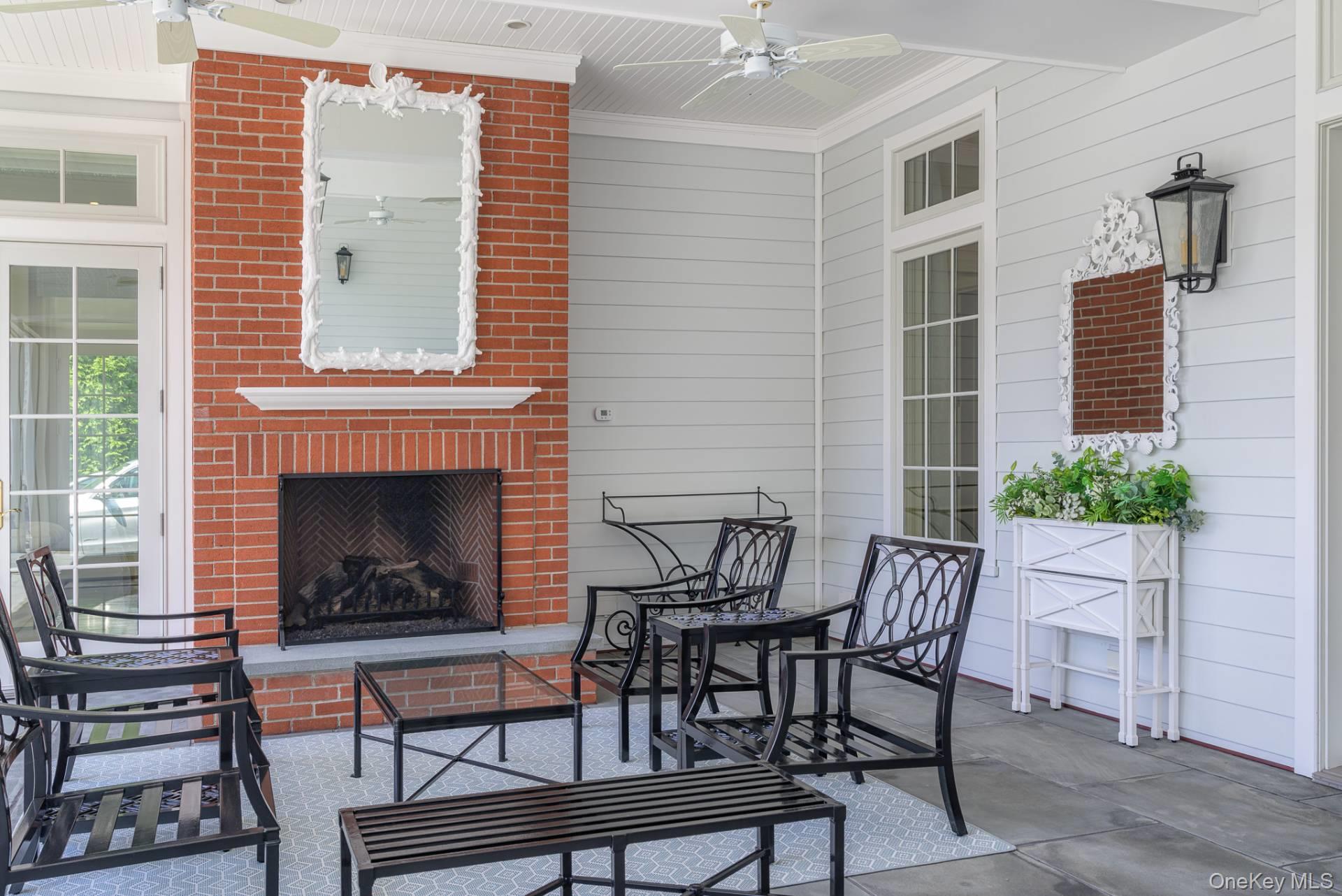 81 Meadowmere Place, Southampton, NY 11968