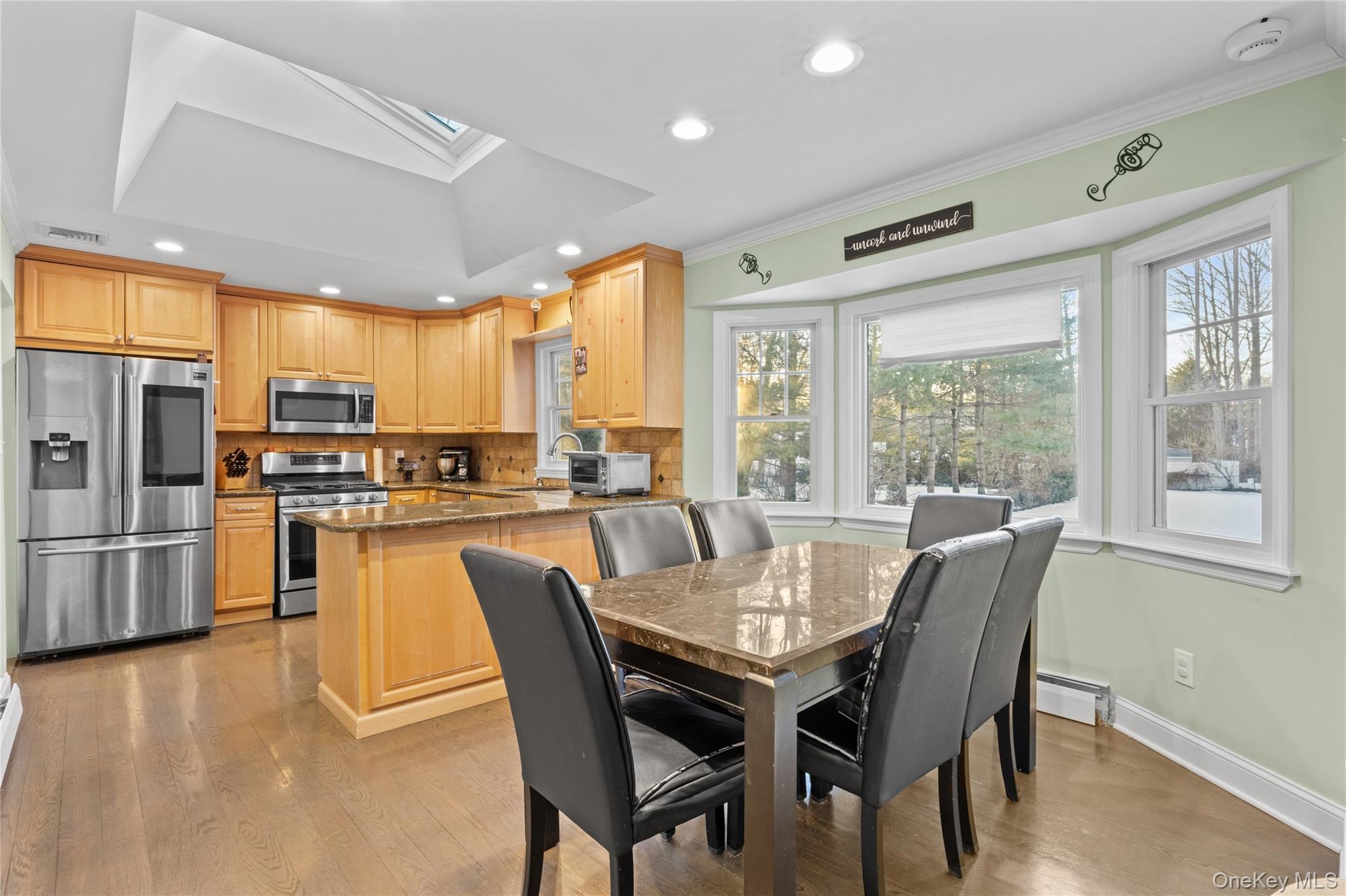 21 Rawlings Drive, Melville, NY 11747