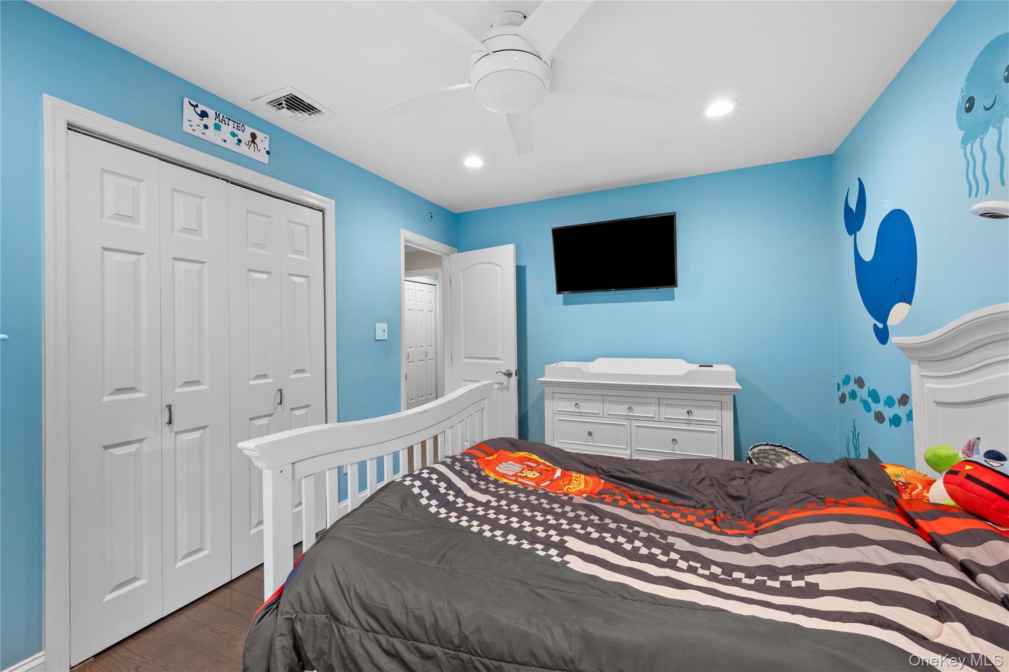 21 Rawlings Drive, Melville, NY 11747