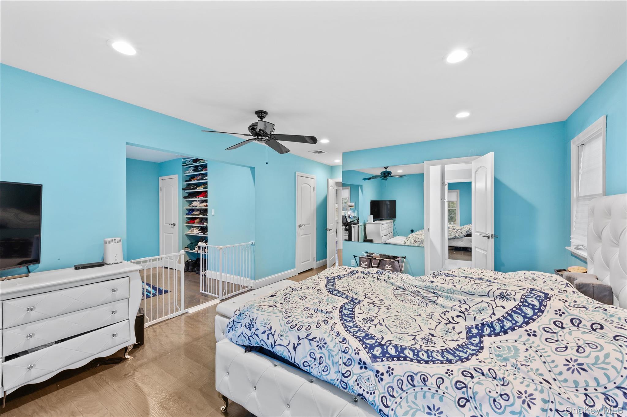 21 Rawlings Drive, Melville, NY 11747