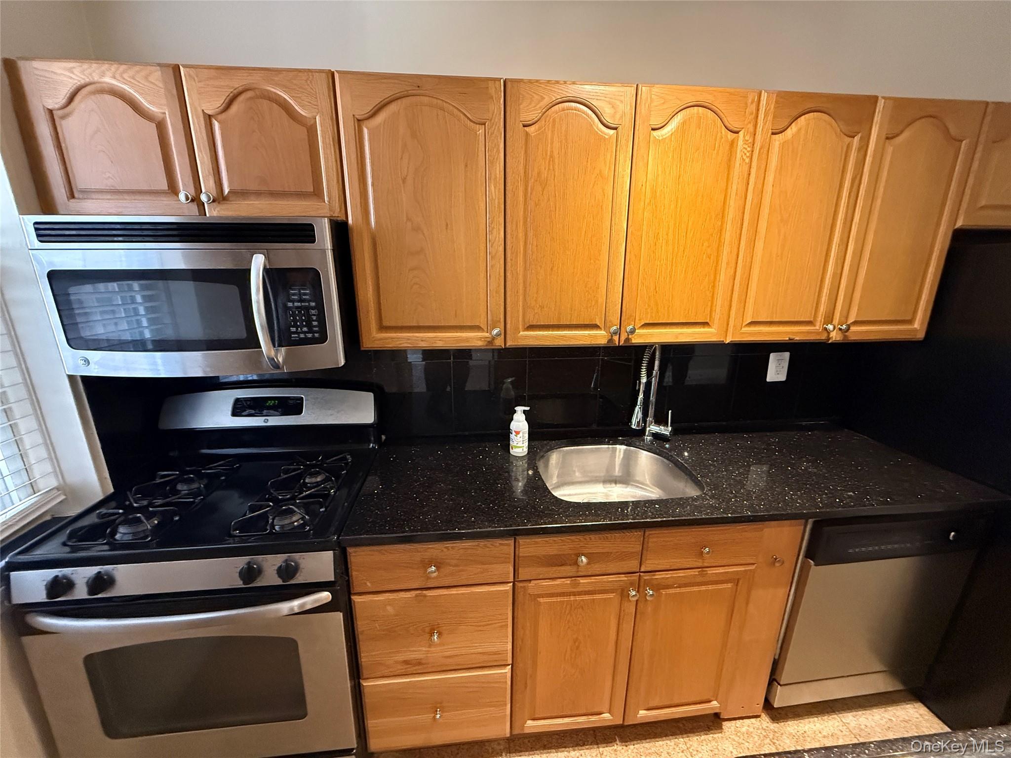 796 Bronx River Road # B38, Bronxville, NY 10708