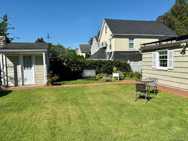 30 Highland Place, Great Neck, NY 11020